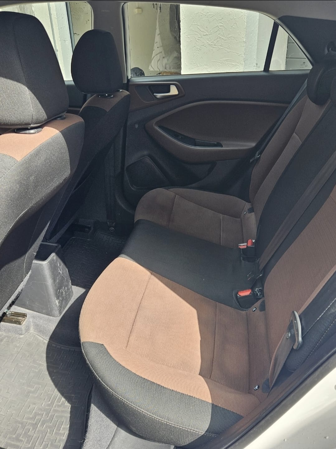 Hyundai i20 1.2 bensin med Bilradio