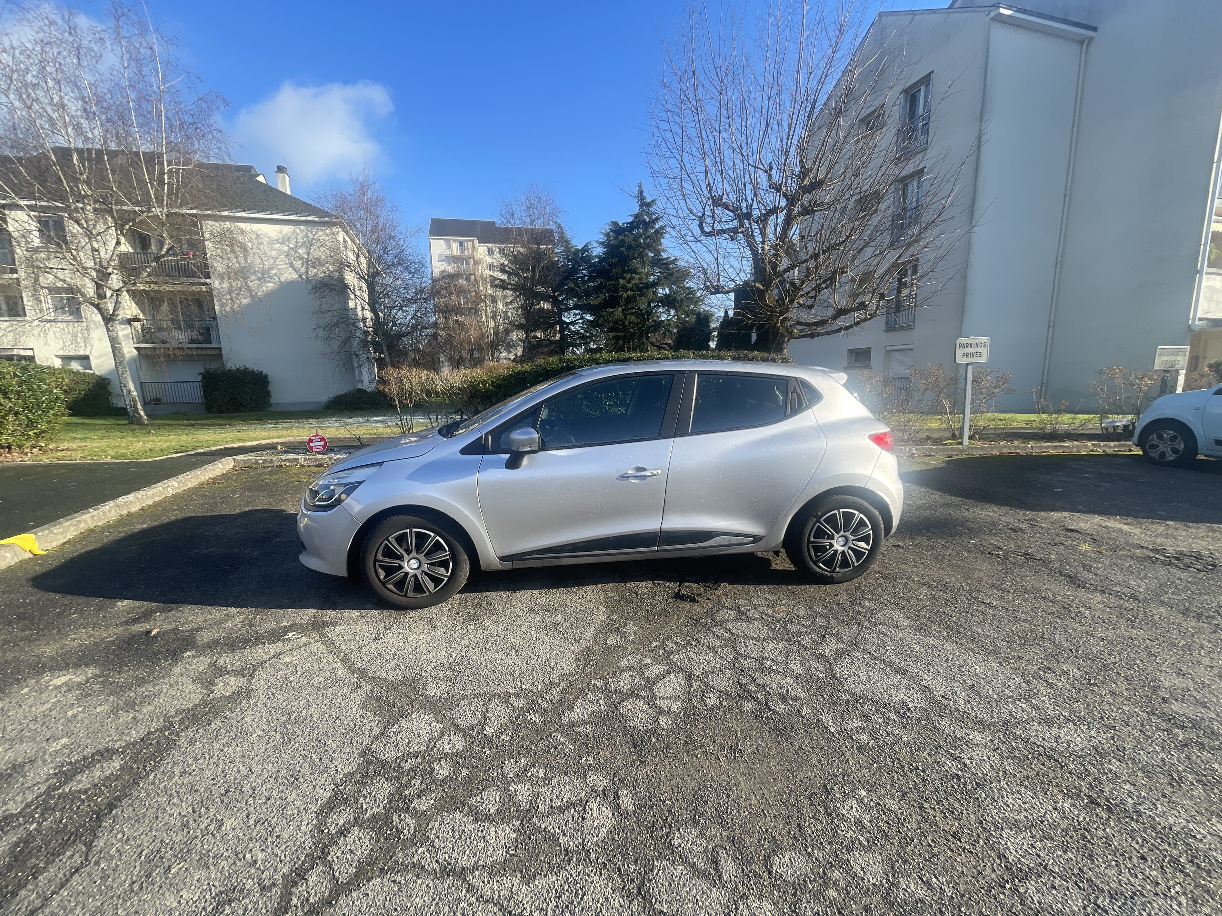 Renault Clio 1.6 HDI 90 avec Climatisation