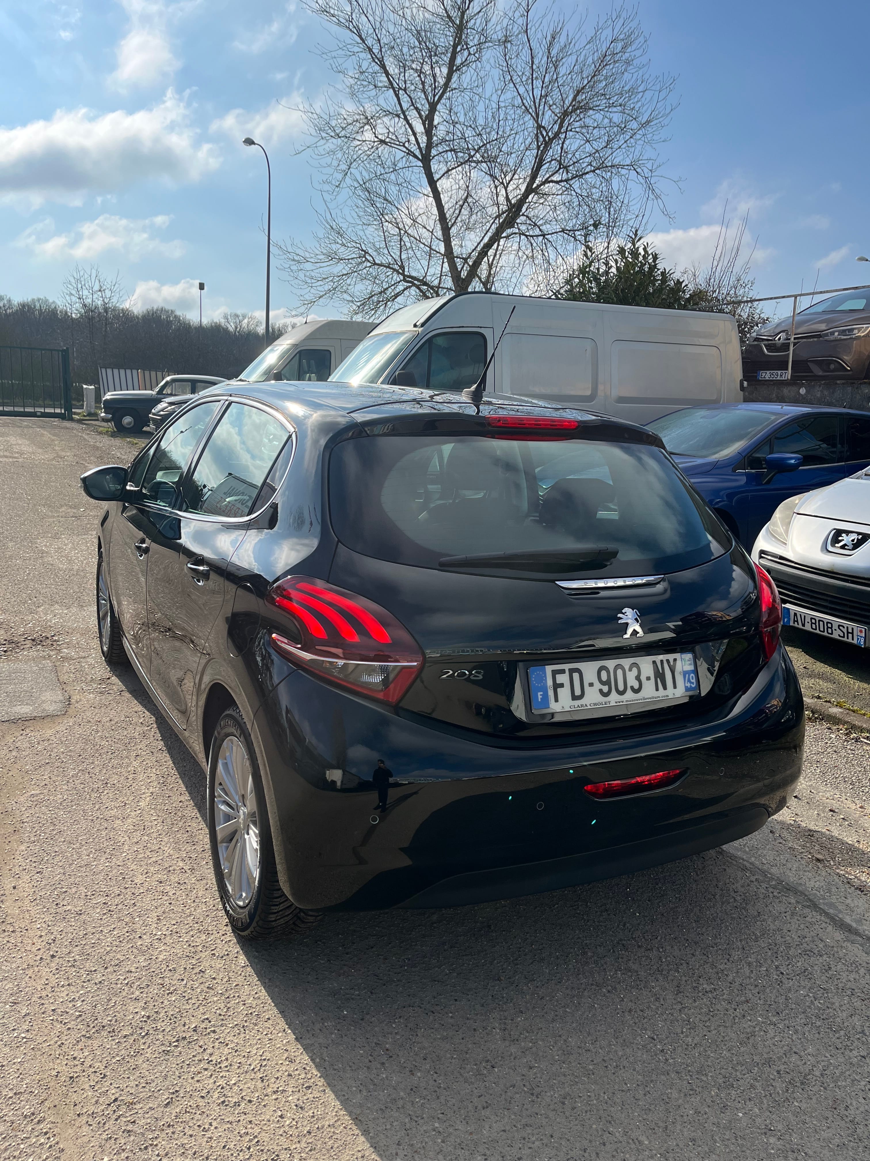 Peugeot 208 1.2