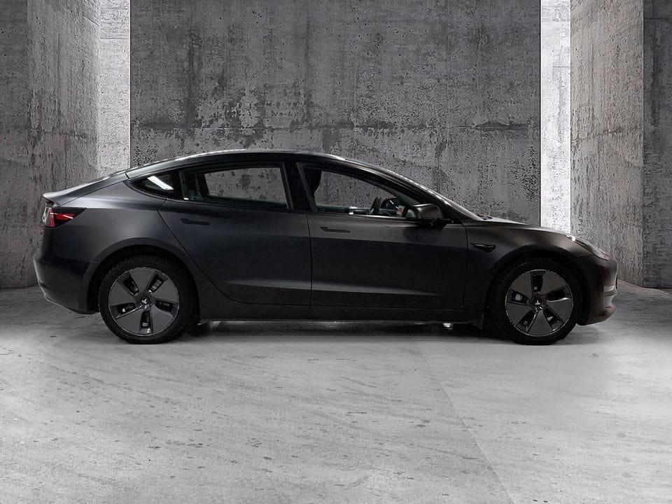 Tesla Model 3 Long Range 600km range med Cruisekontroll