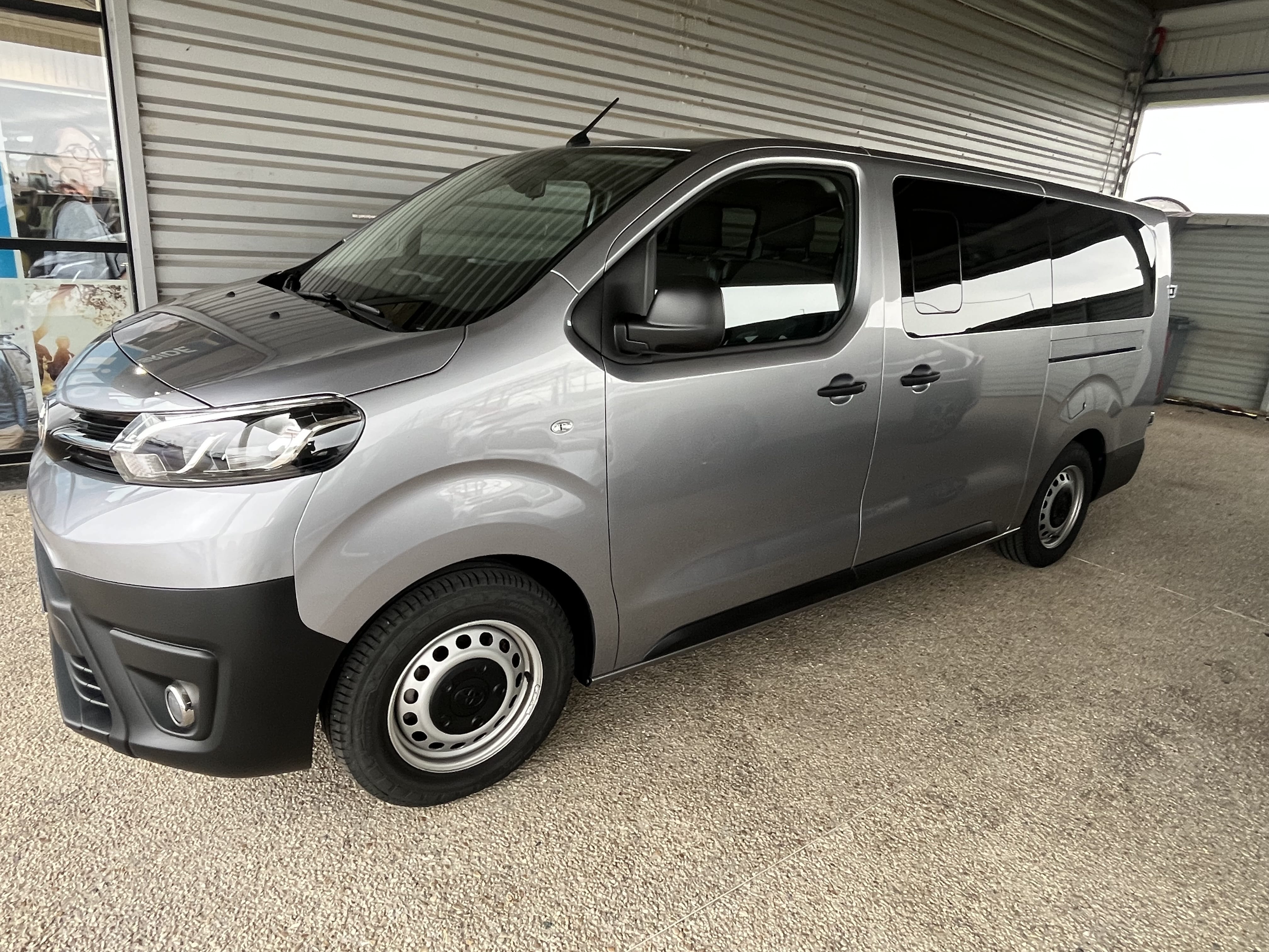 Toyota Proace Combi, 2024, Diesel, 9 places et plus