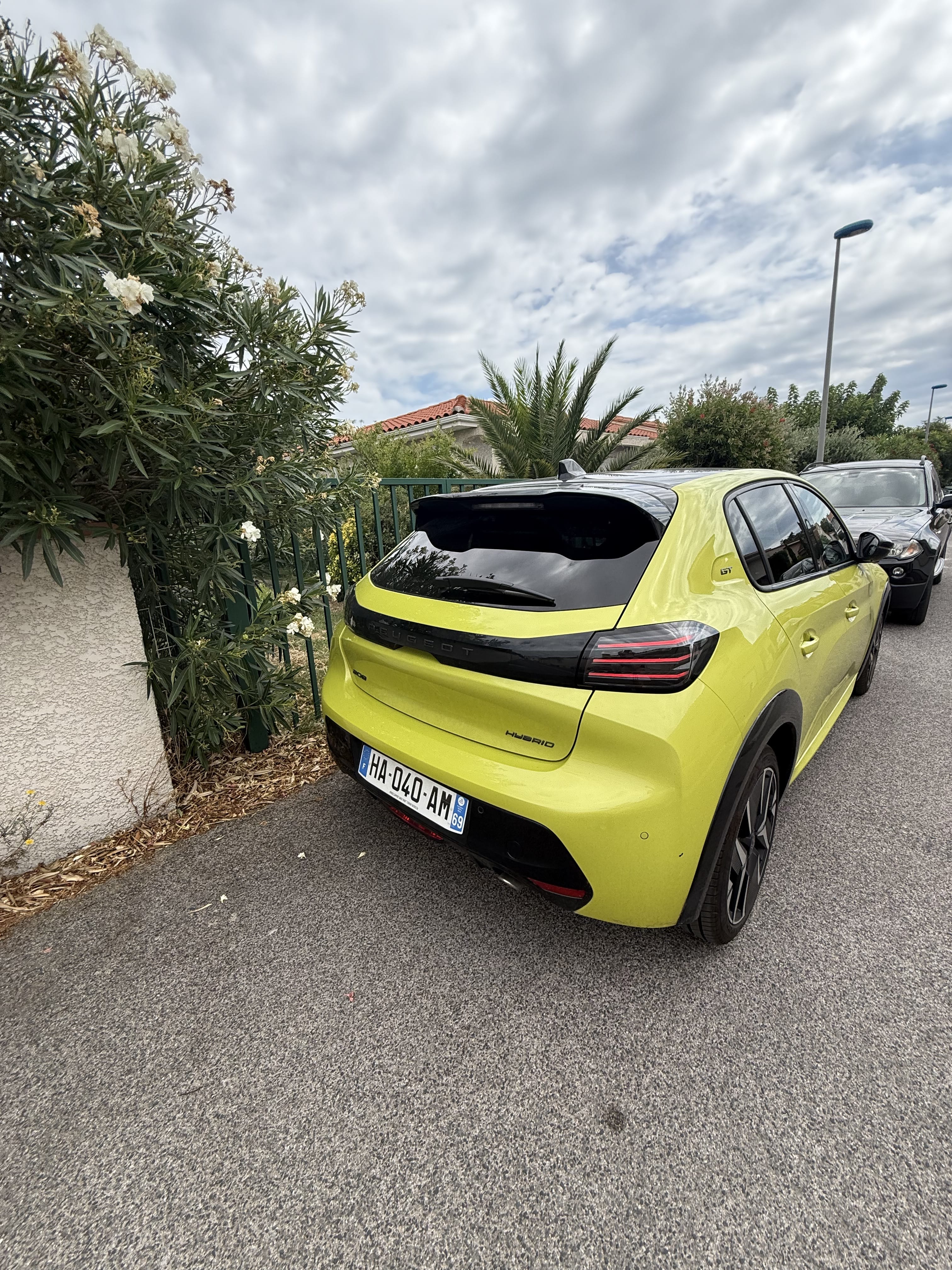 Peugeot 208 GT Line avec Régulateur de vitesse