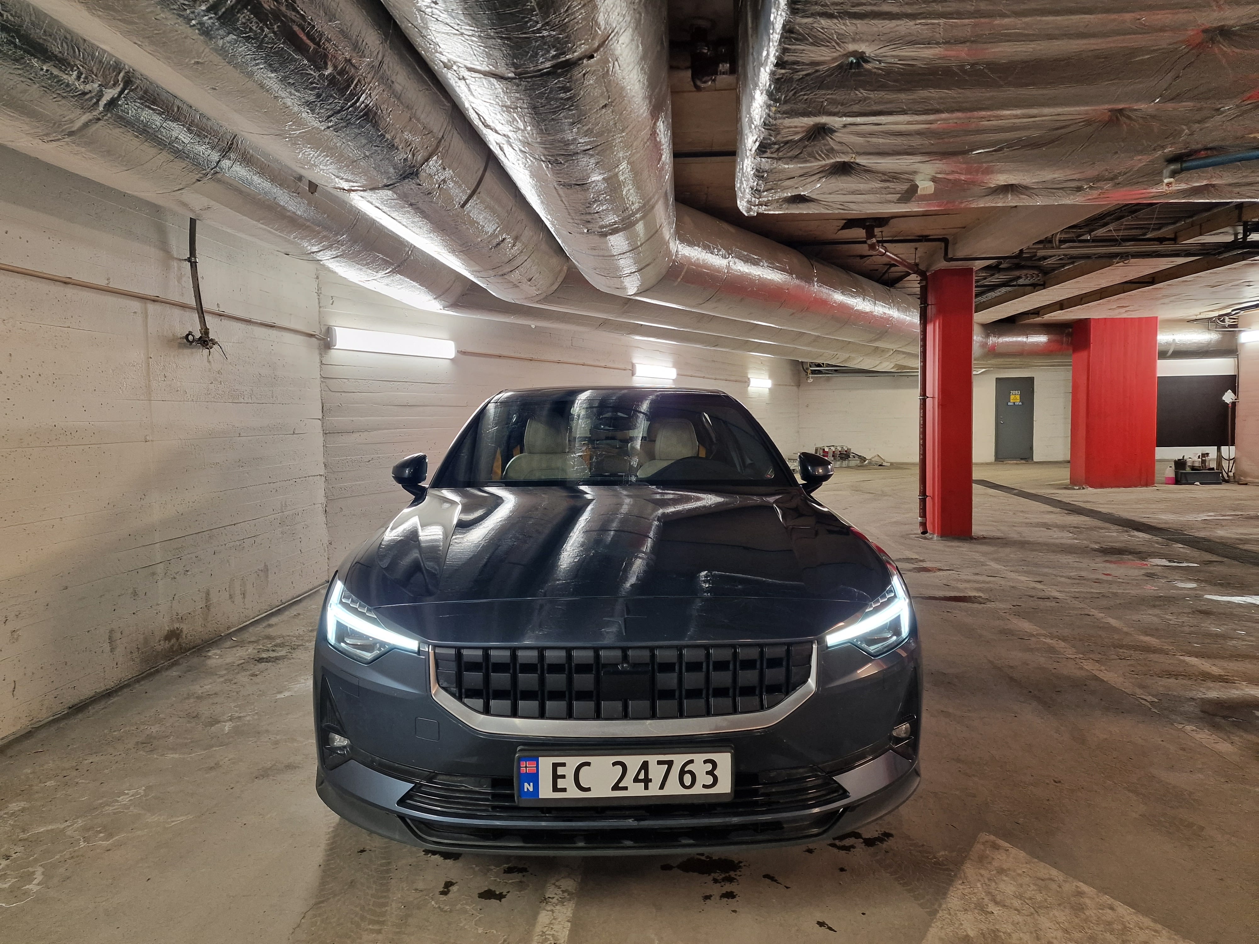 Polestar 2 Long Range Dual Motor Performance Dual Motor 300 kW 408 hk med Android Auto