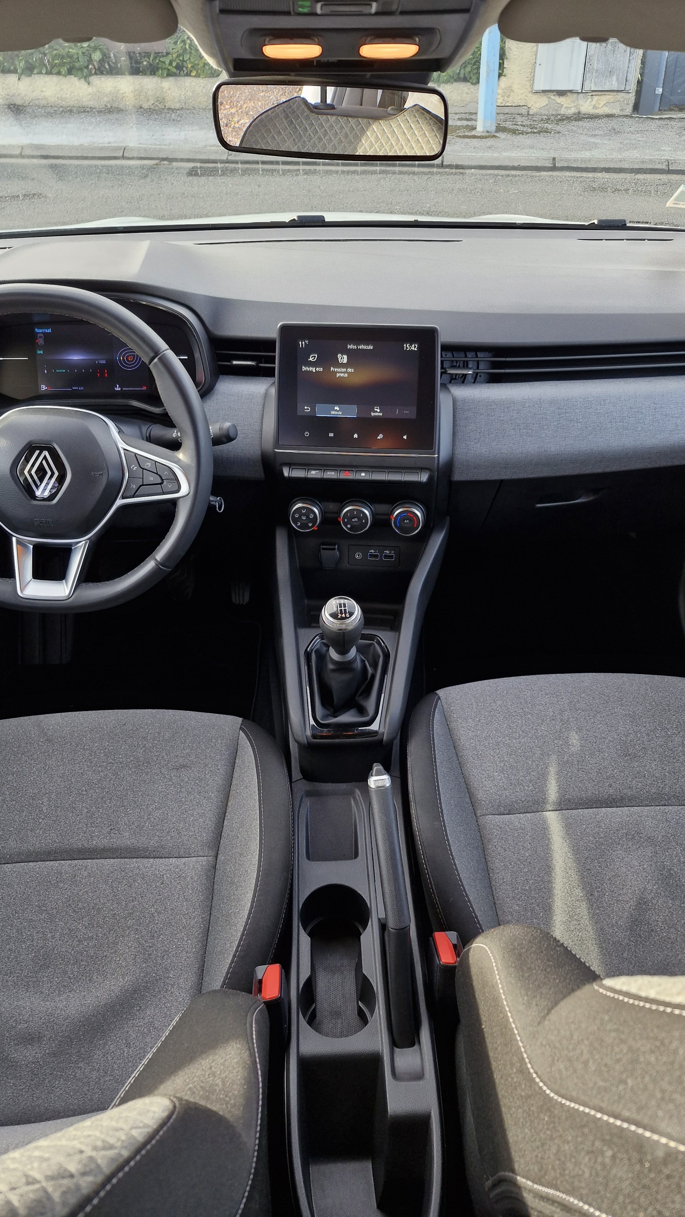 Renault Clio avec GPS