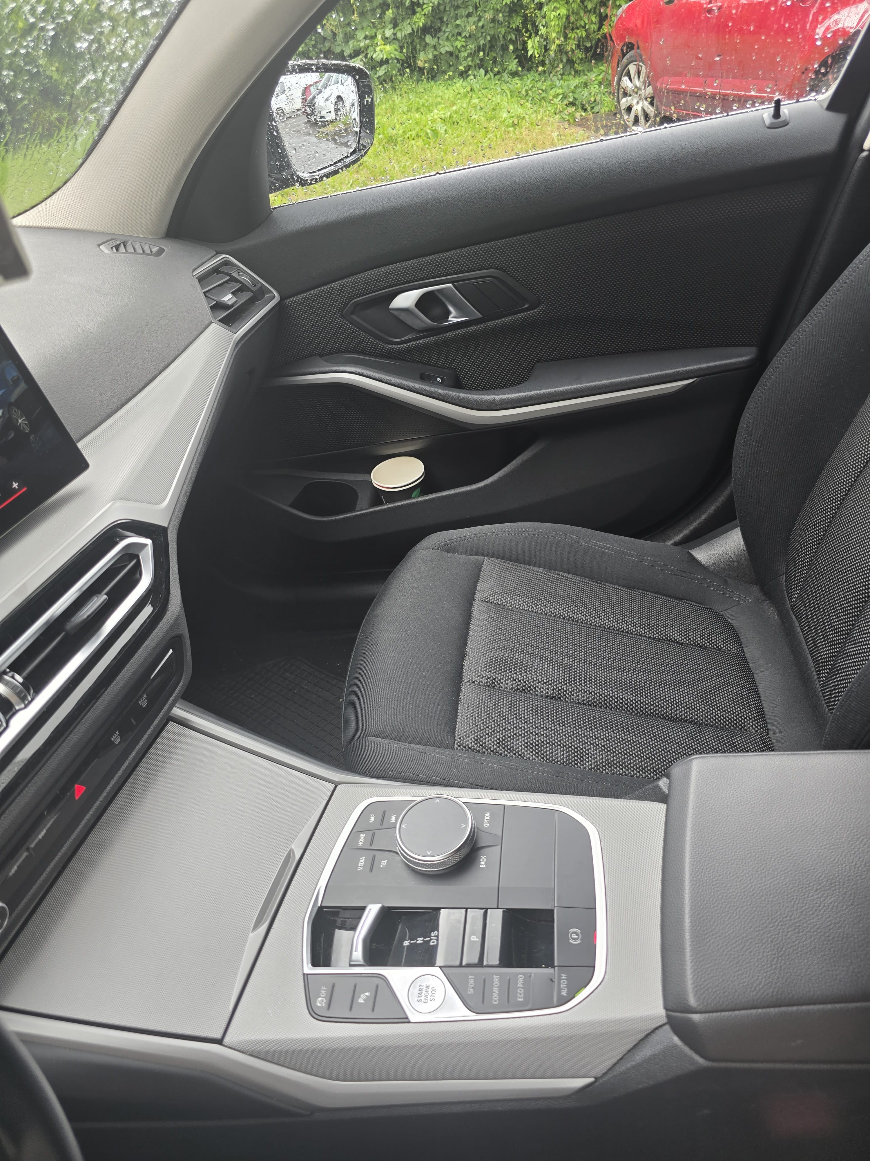 BMW Série 3 318d avec GPS