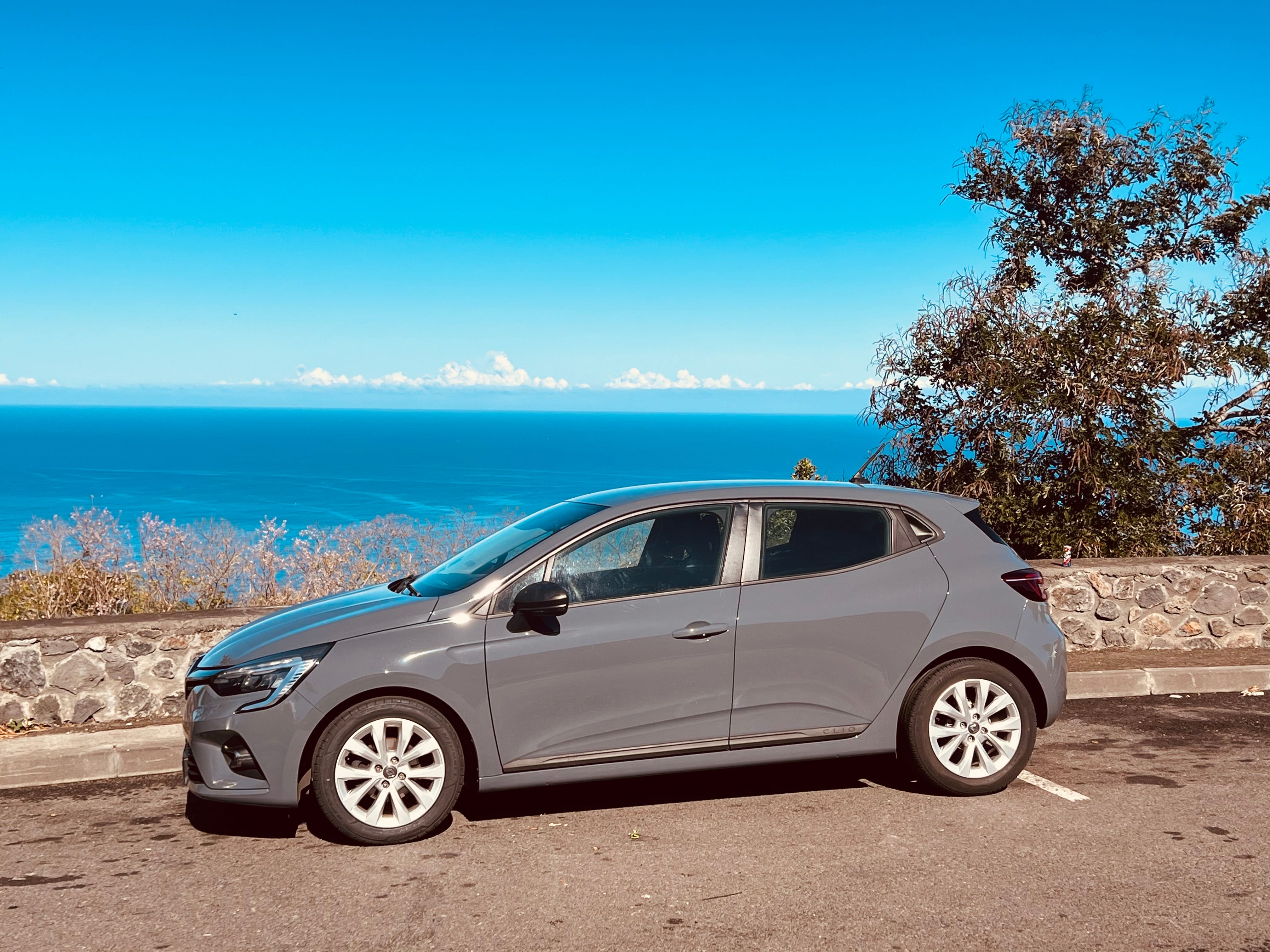 Renault Clio avec Climatisation