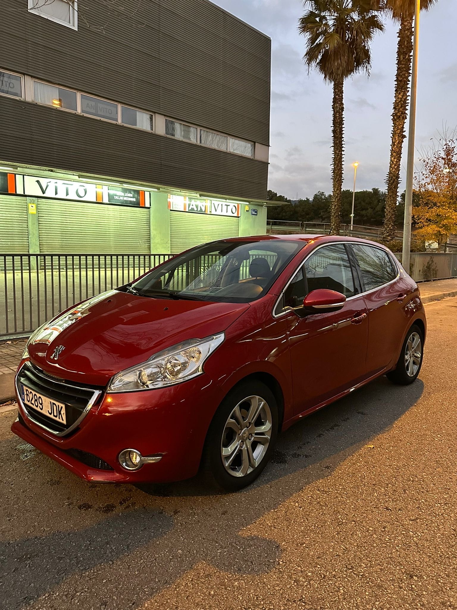 Peugeot 208, 2015, Gasolina 95