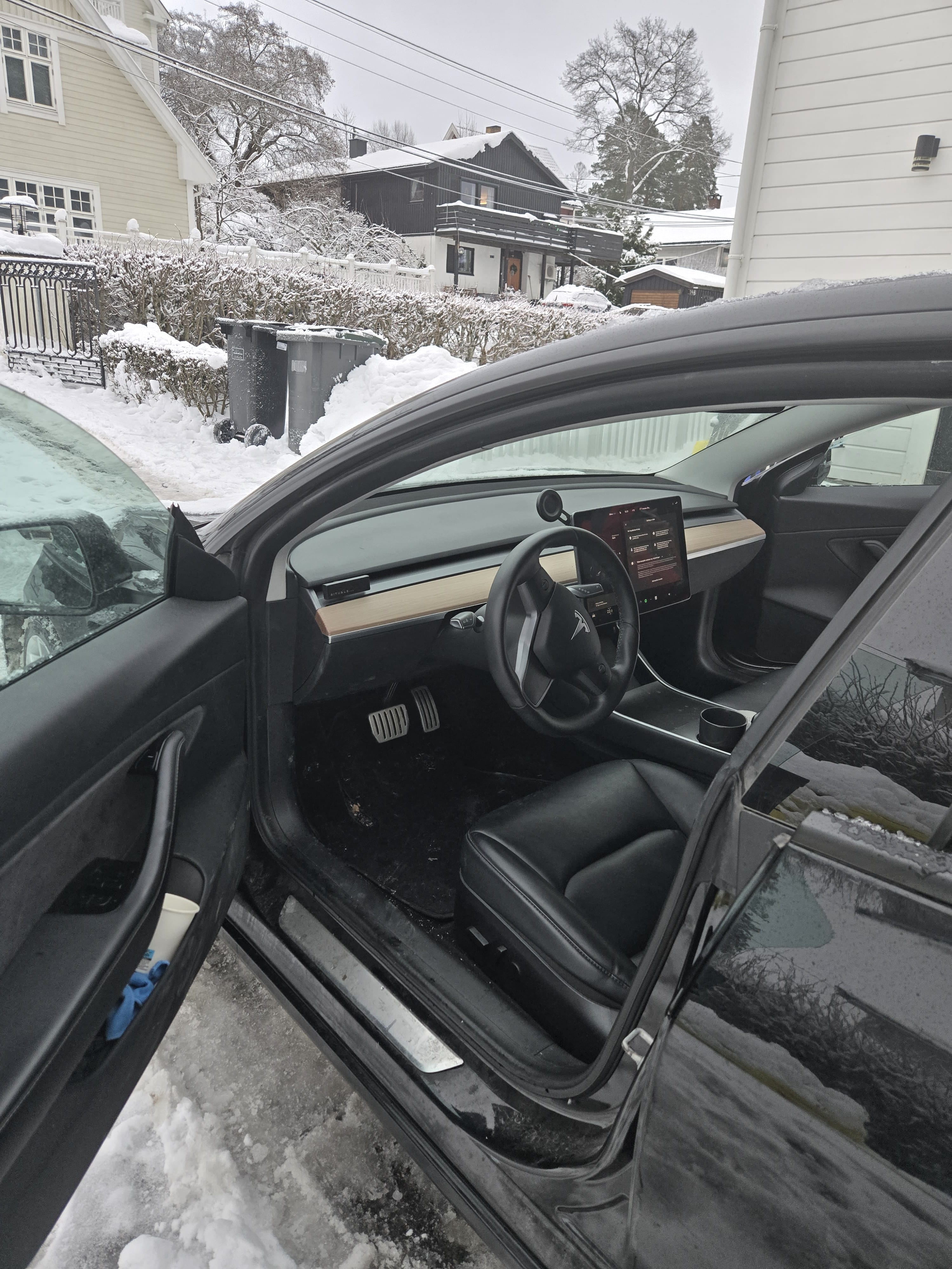 Tesla Model 3 Performance med Cruisekontroll