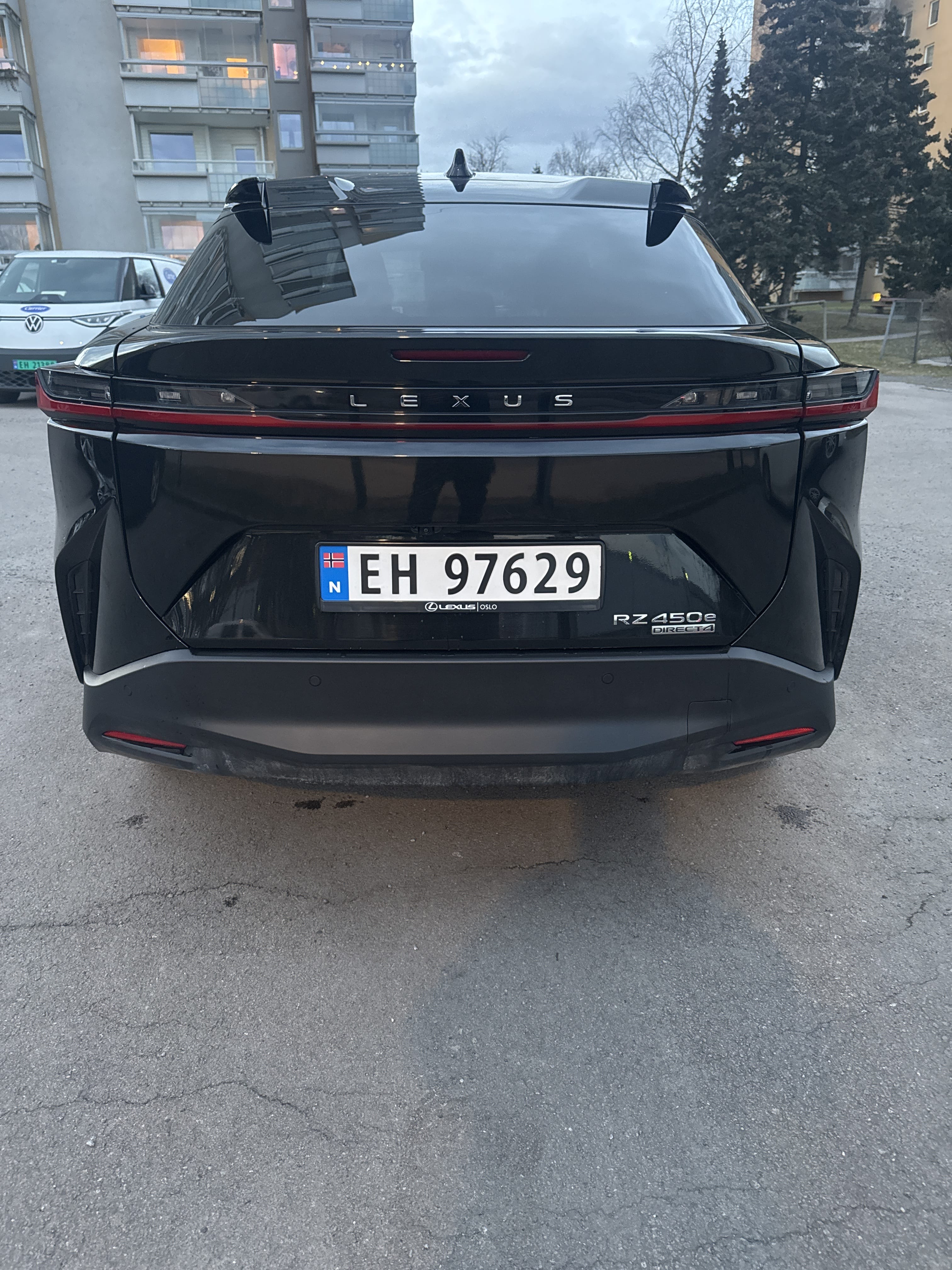 Lexus RZ 450e Executive med Cruisekontroll