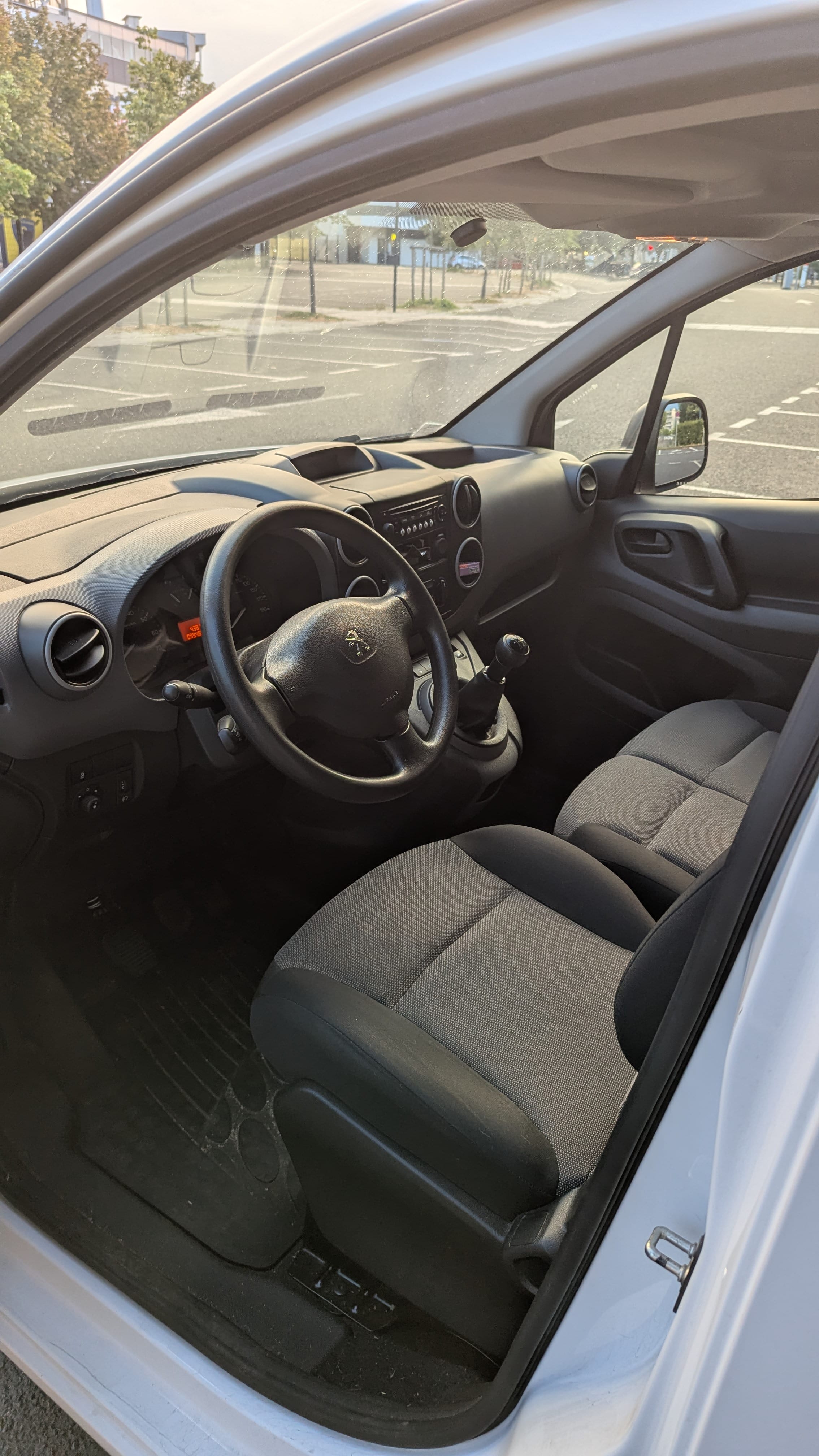 Peugeot Partner avec Audio Bluetooth