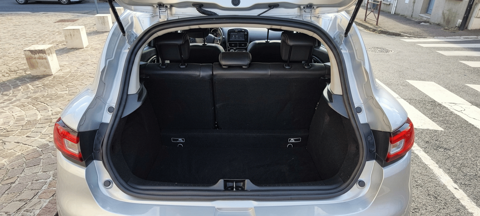 Renault Clio avec Port USB