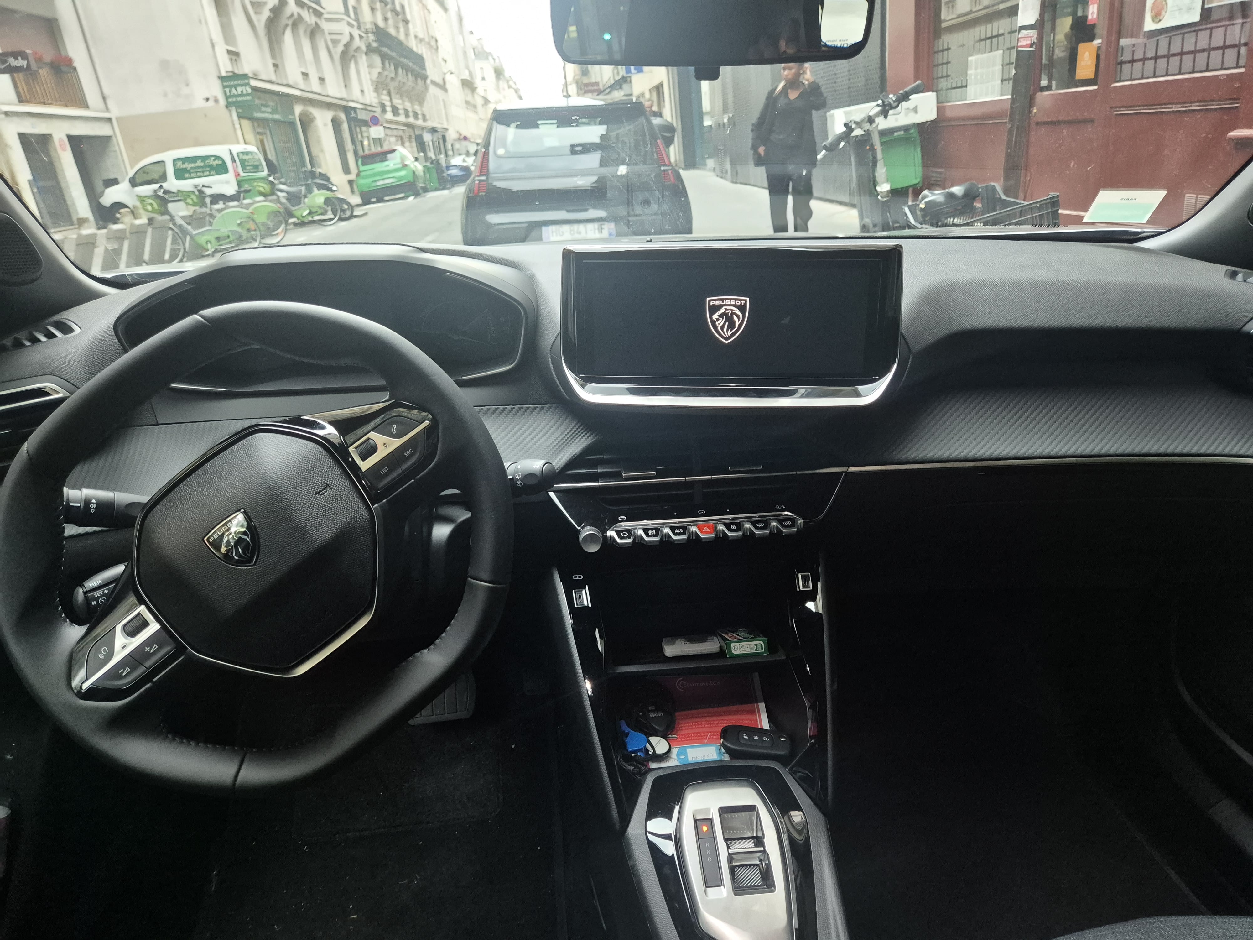 Peugeot 2008 avec GPS