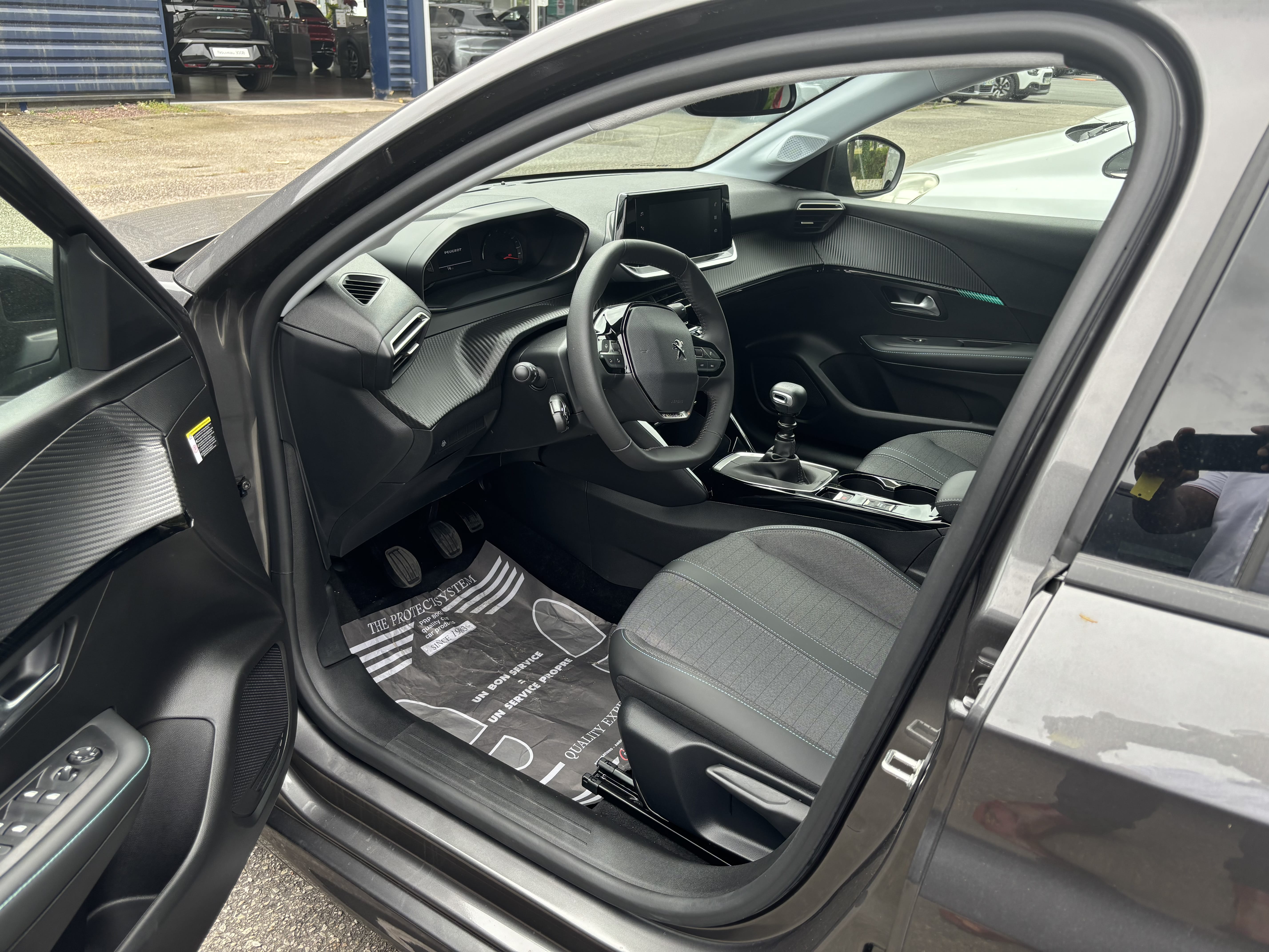 Peugeot 208 avec Régulateur de vitesse