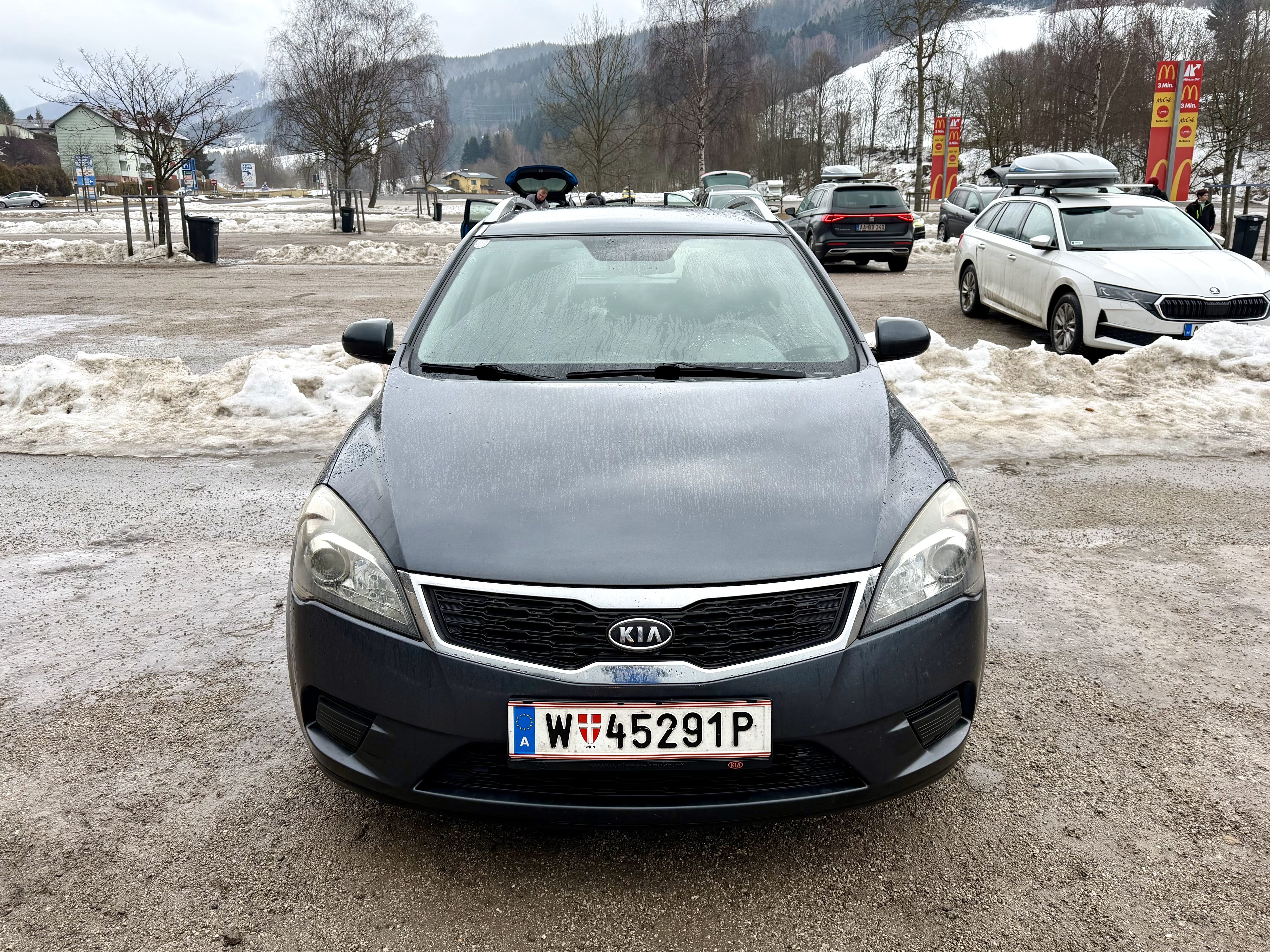 Kia Cee'd SW met Autostoel baby