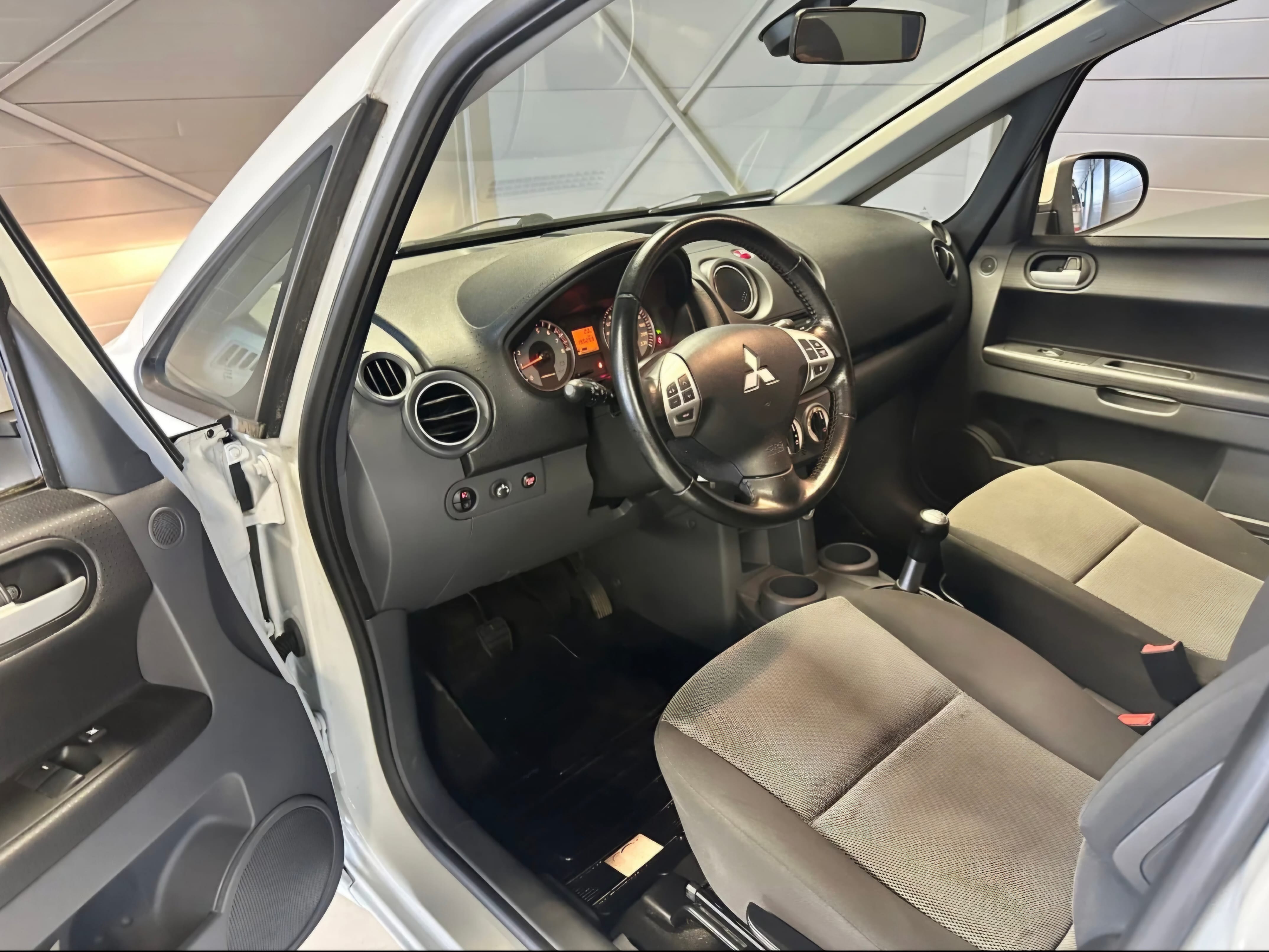 Mitsubishi Colt med Cruisekontroll