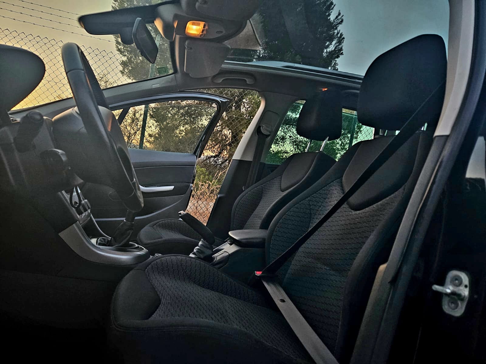 Peugeot 308 SW con Neumáticos de invierno