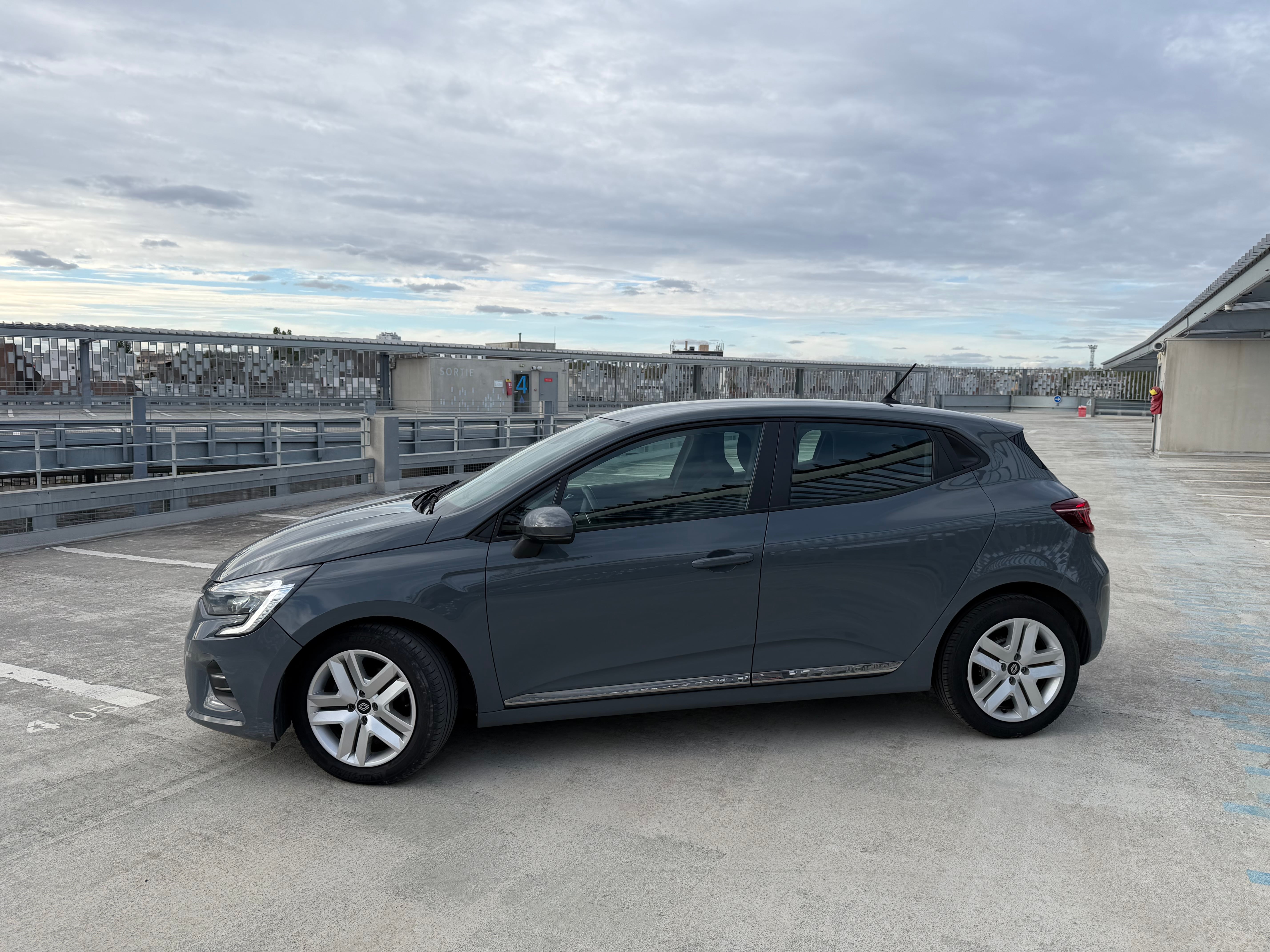 Renault Clio avec Climatisation
