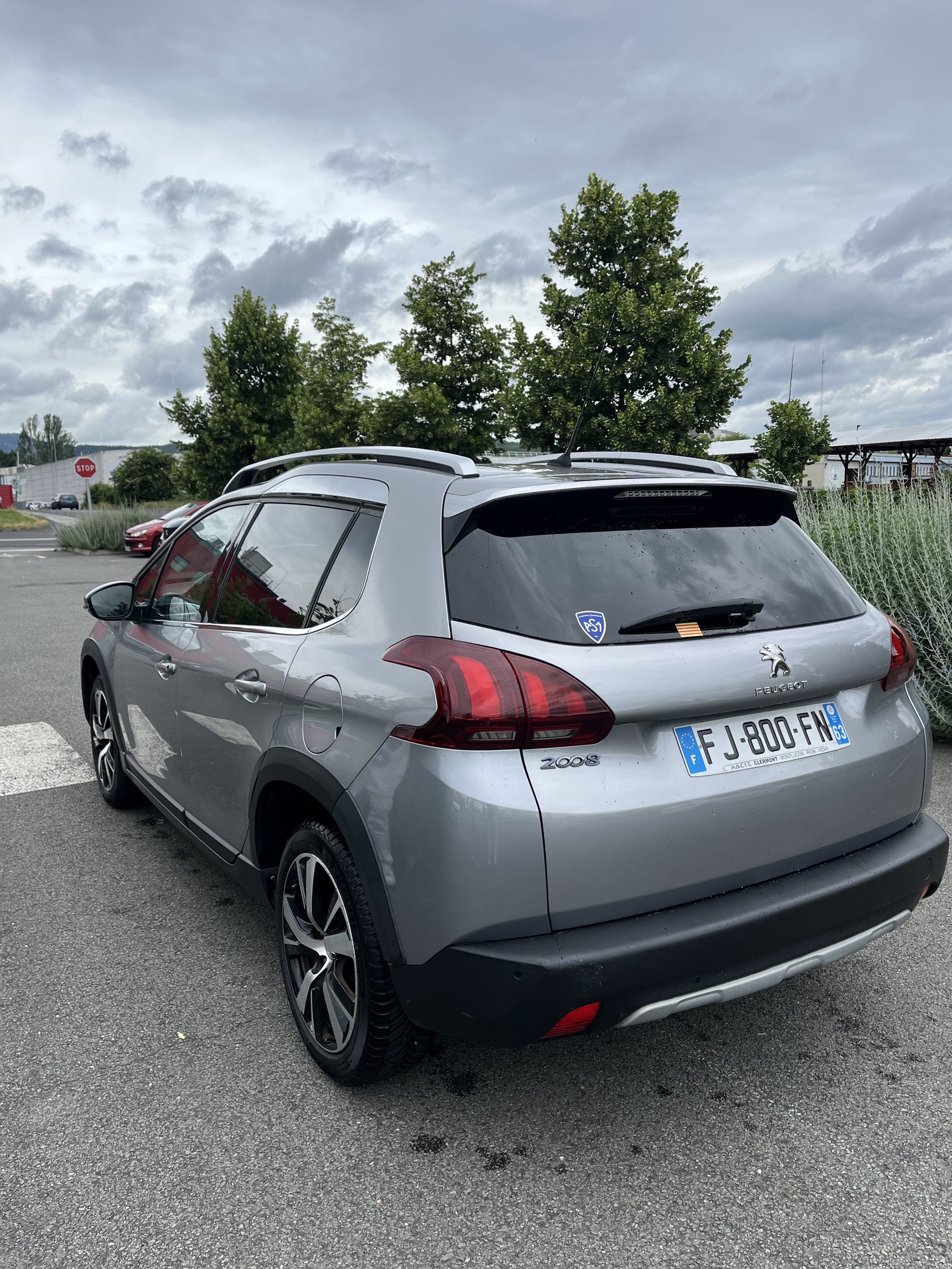 Peugeot 2008 avec GPS