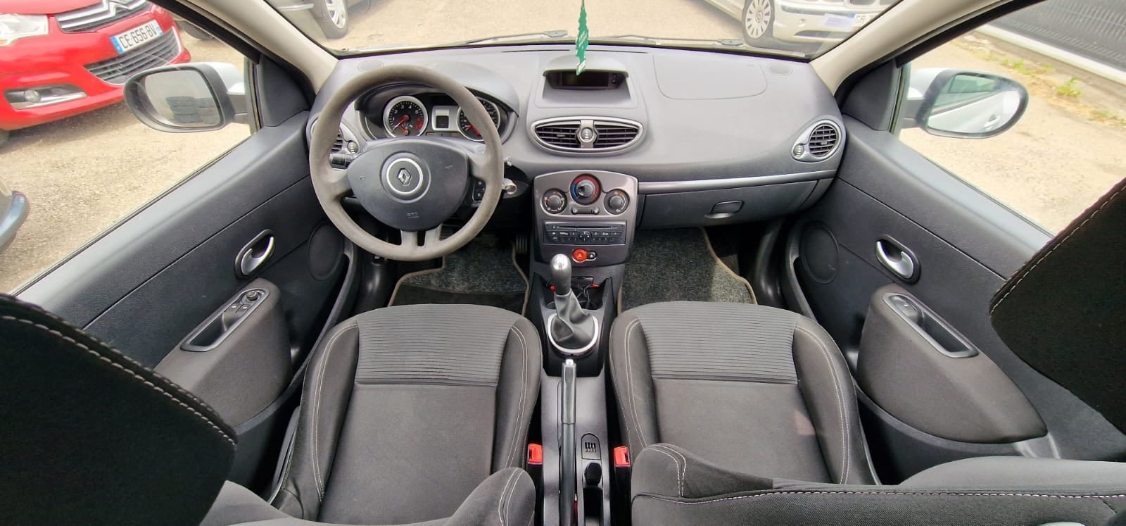 Renault Clio avec Port USB