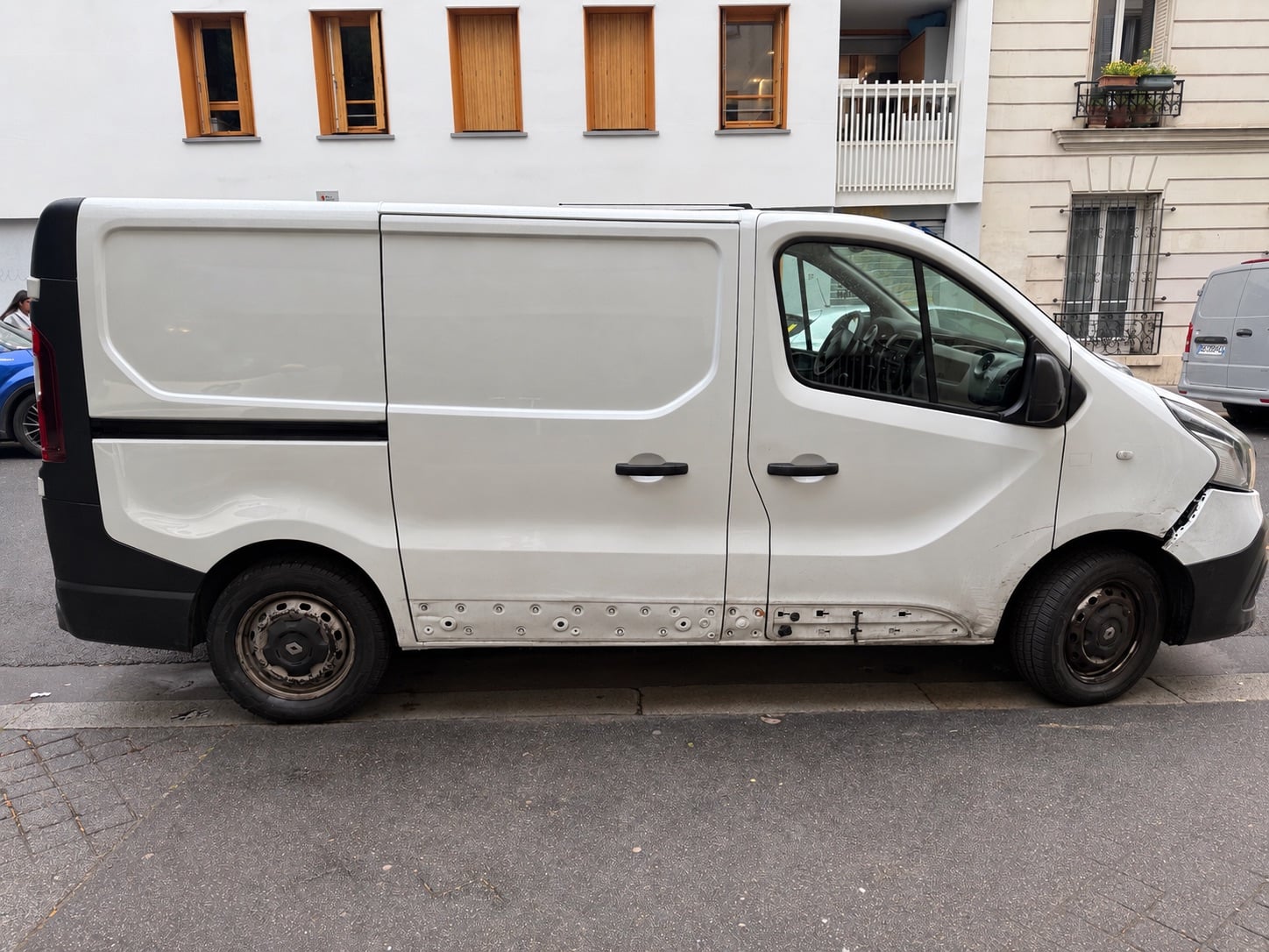 Renault Trafic with Bluetooth audio