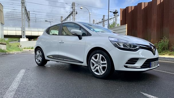 Renault Clio Louez la Renault Clio 4 Essence – Pratique, Économique et Confortable !, 2017, Essence 95