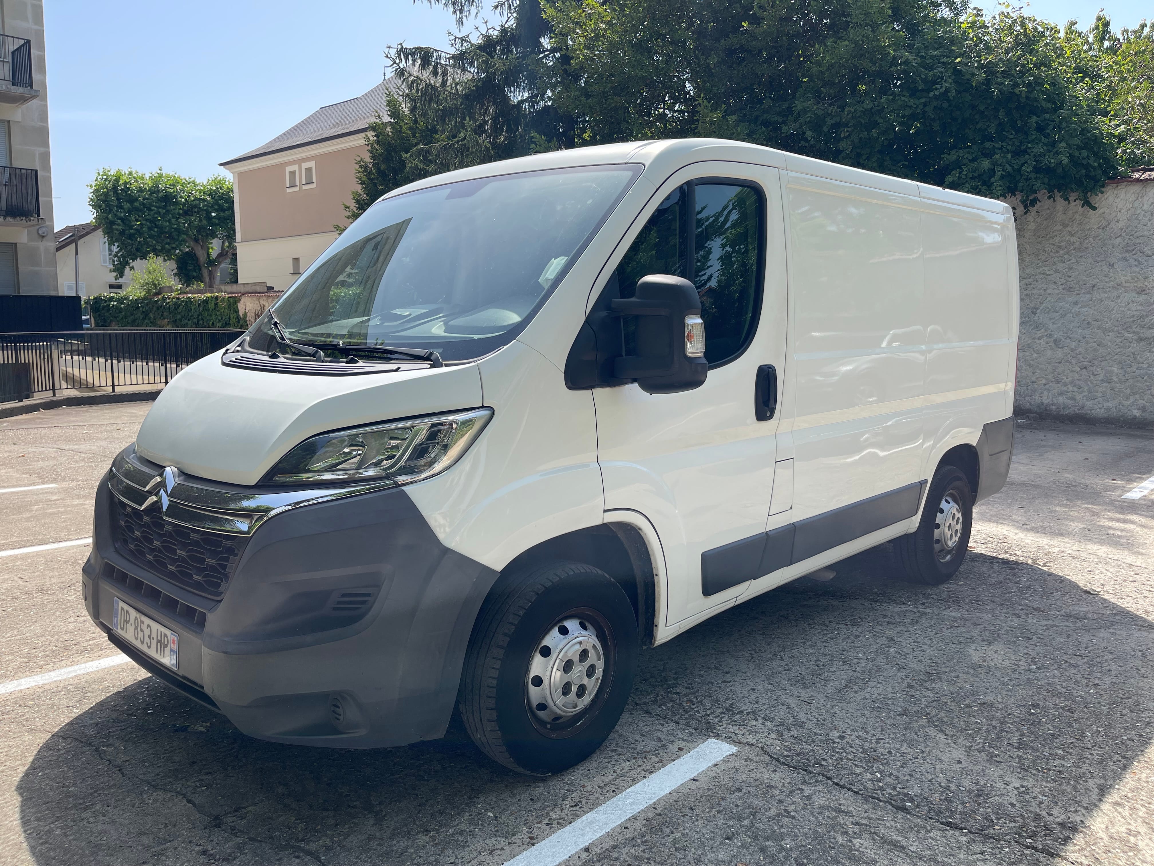 Citroen Jumper 2.2 HDI 8m3 avec Audio Bluetooth