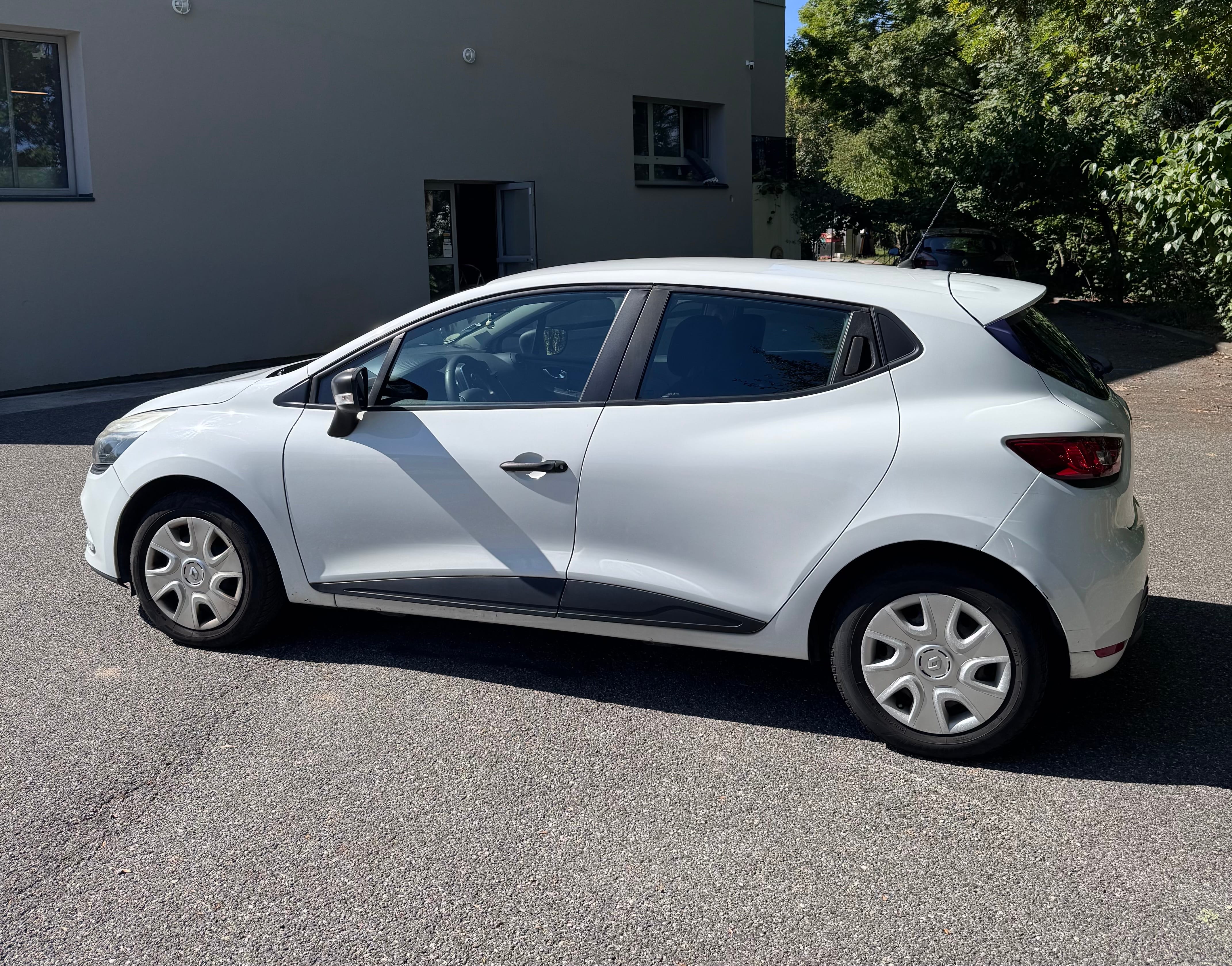 Renault Clio avec Climatisation