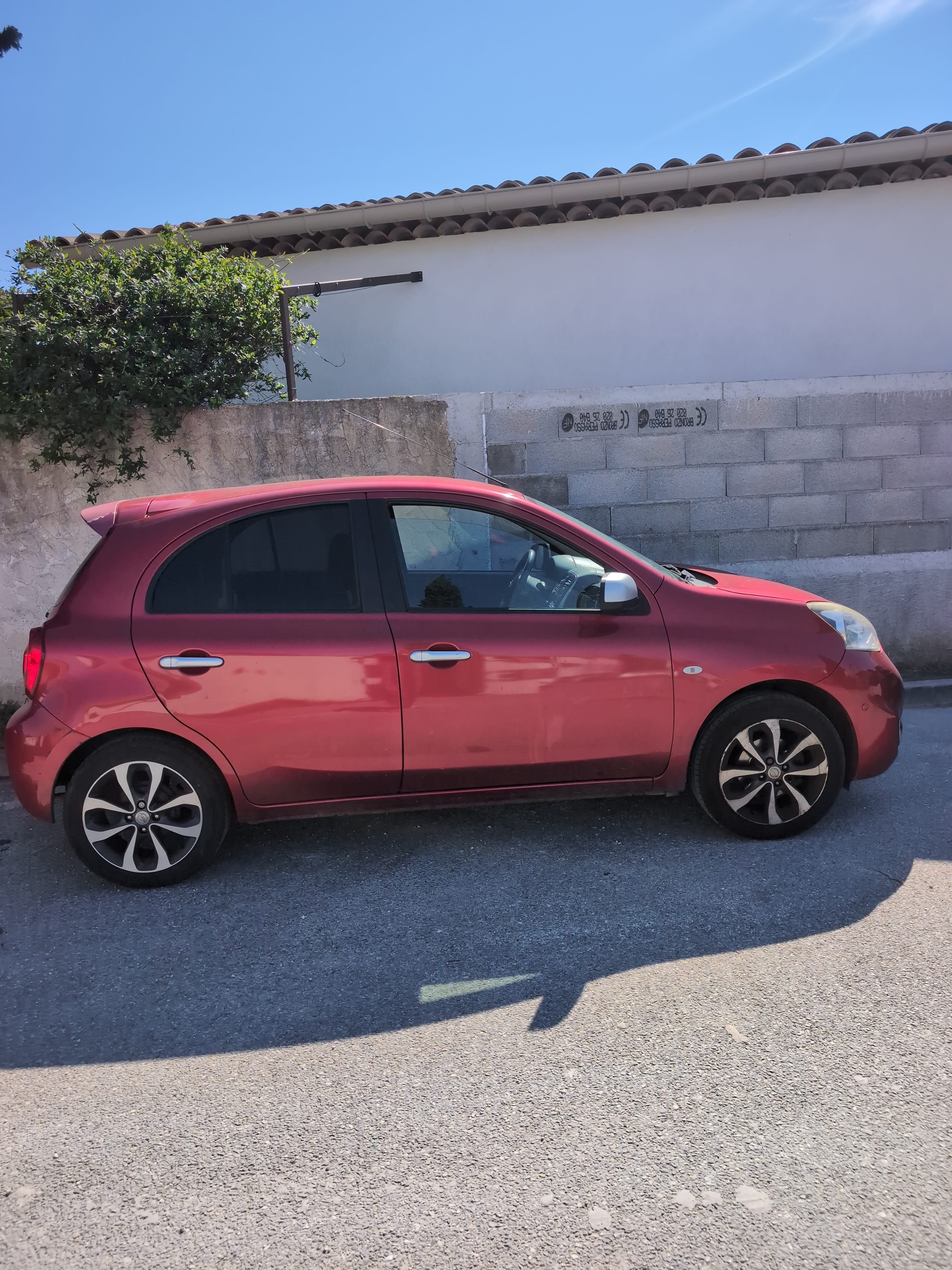 Nissan Micra avec Climatisation