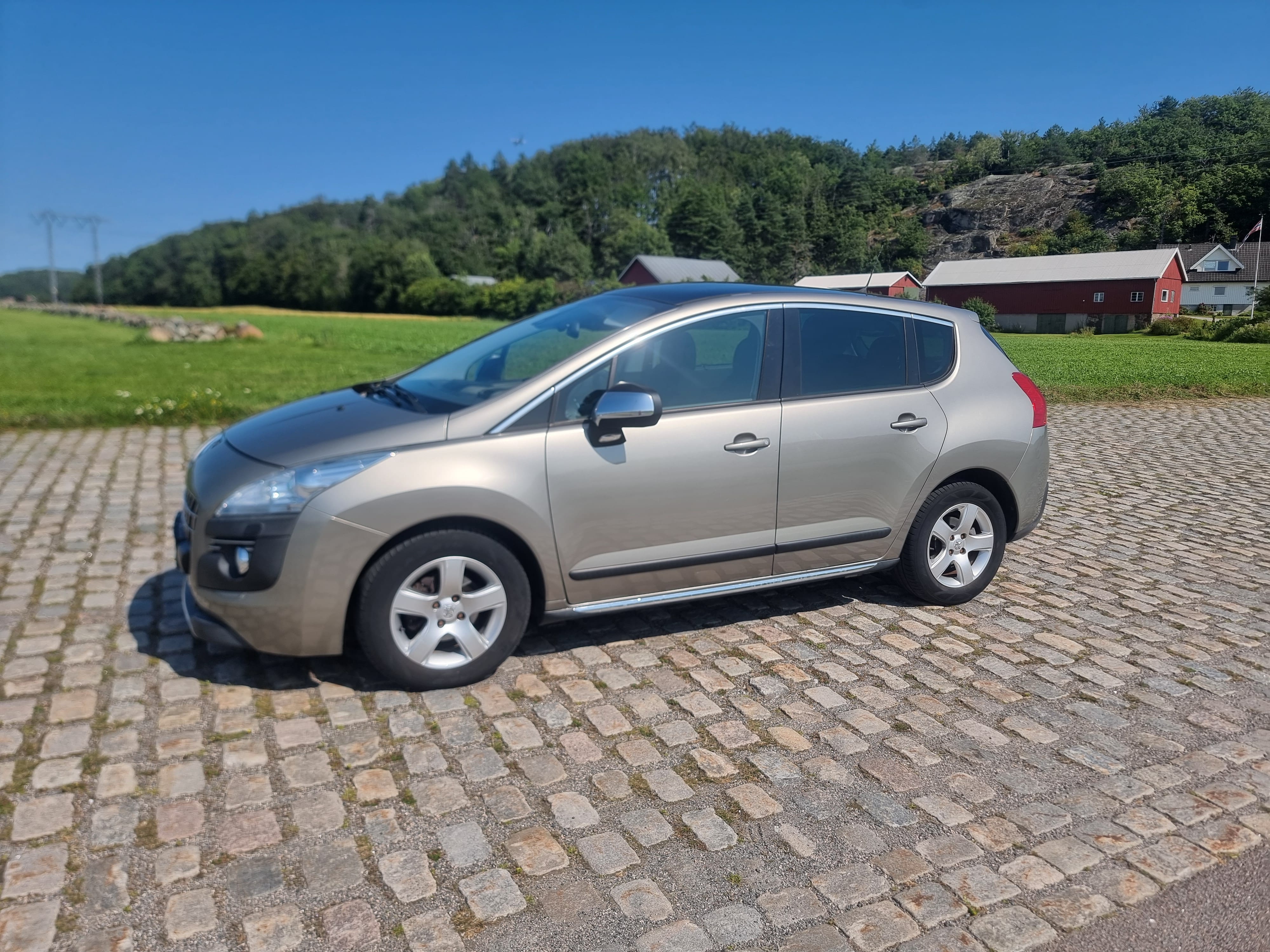 Peugeot 3008 med GPS
