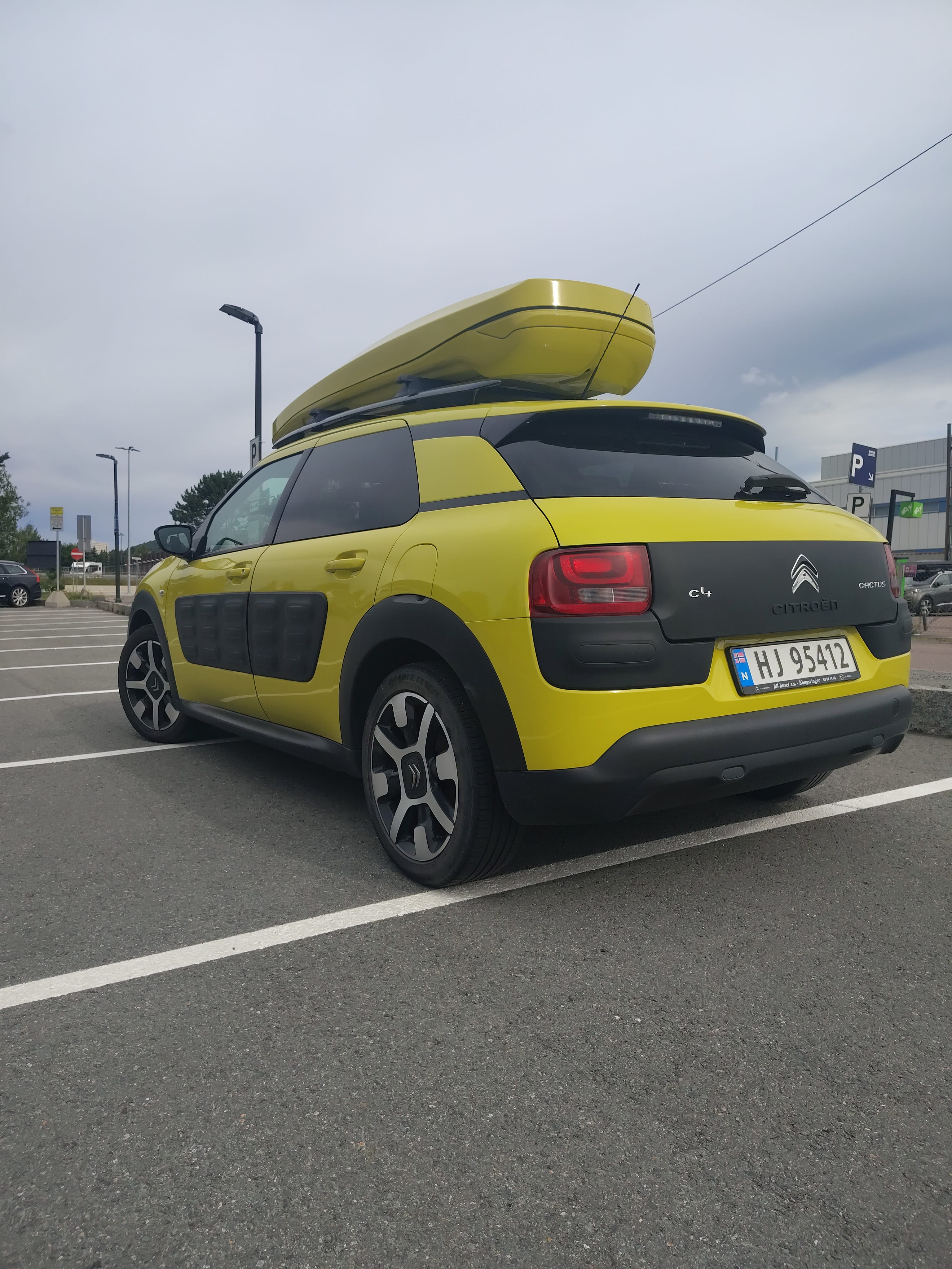 Citroen C4 Cactus med GPS