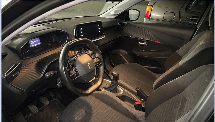Peugeot 208 avec Régulateur de vitesse
