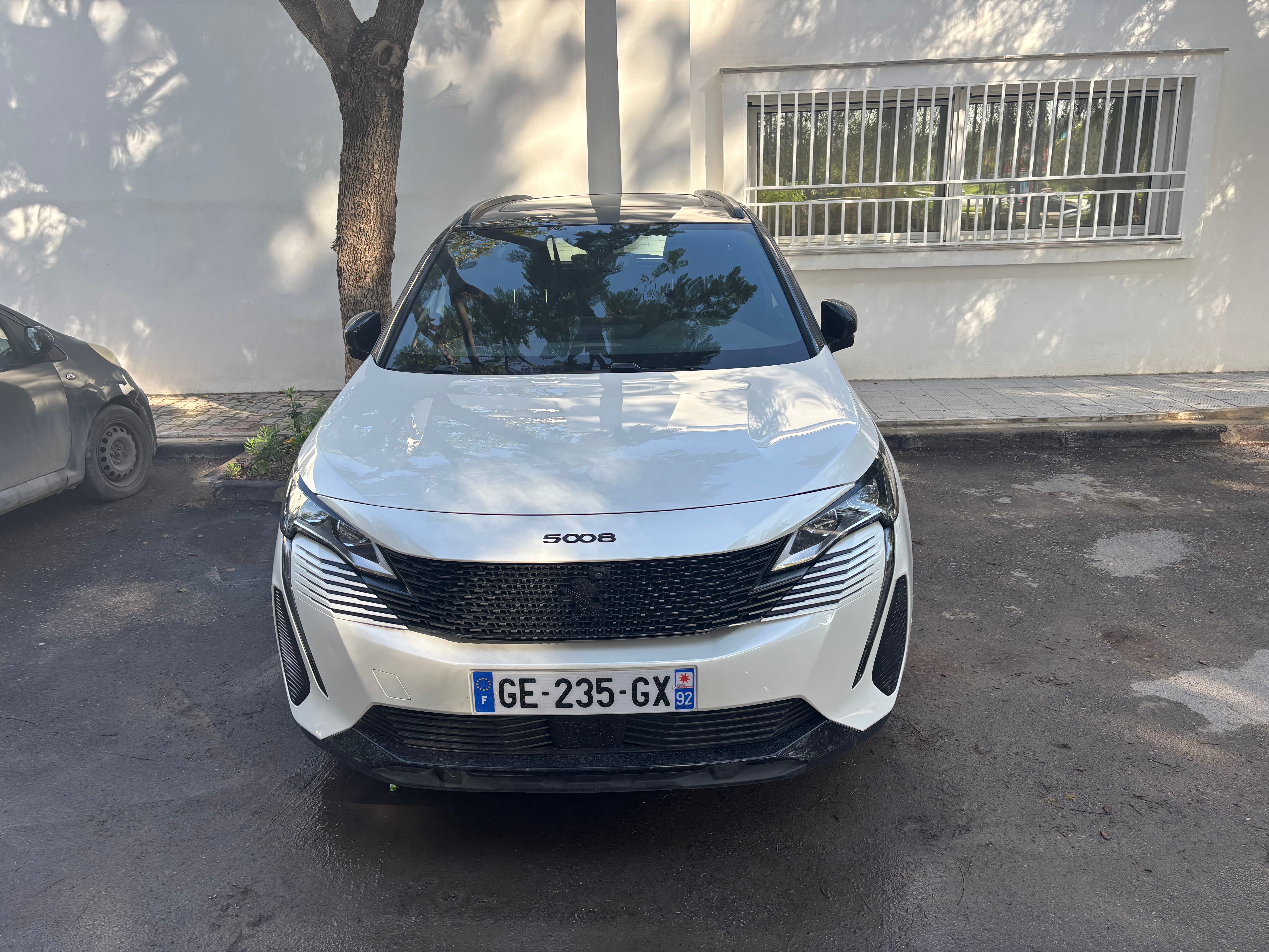 Peugeot 5008, 2022, Essence 95, automatique, 7 places