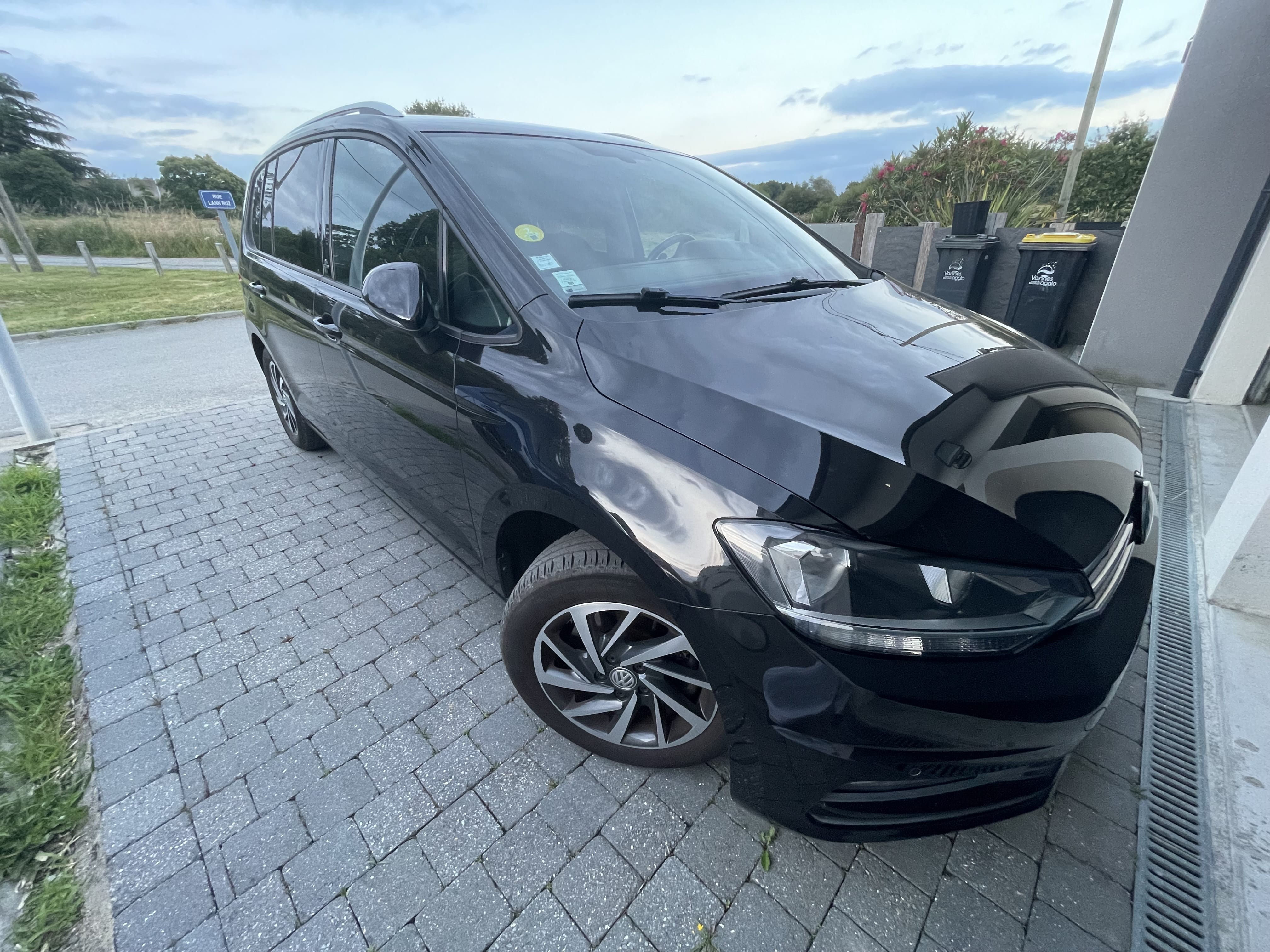 Volkswagen Touran avec Climatisation