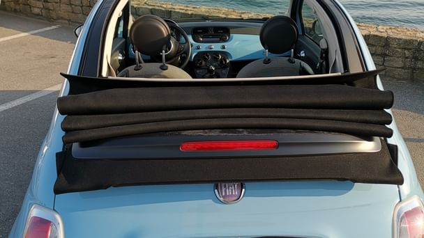 Fiat 500 C Cabriolet Version Grand Bleu avec Entrée audio / iPod