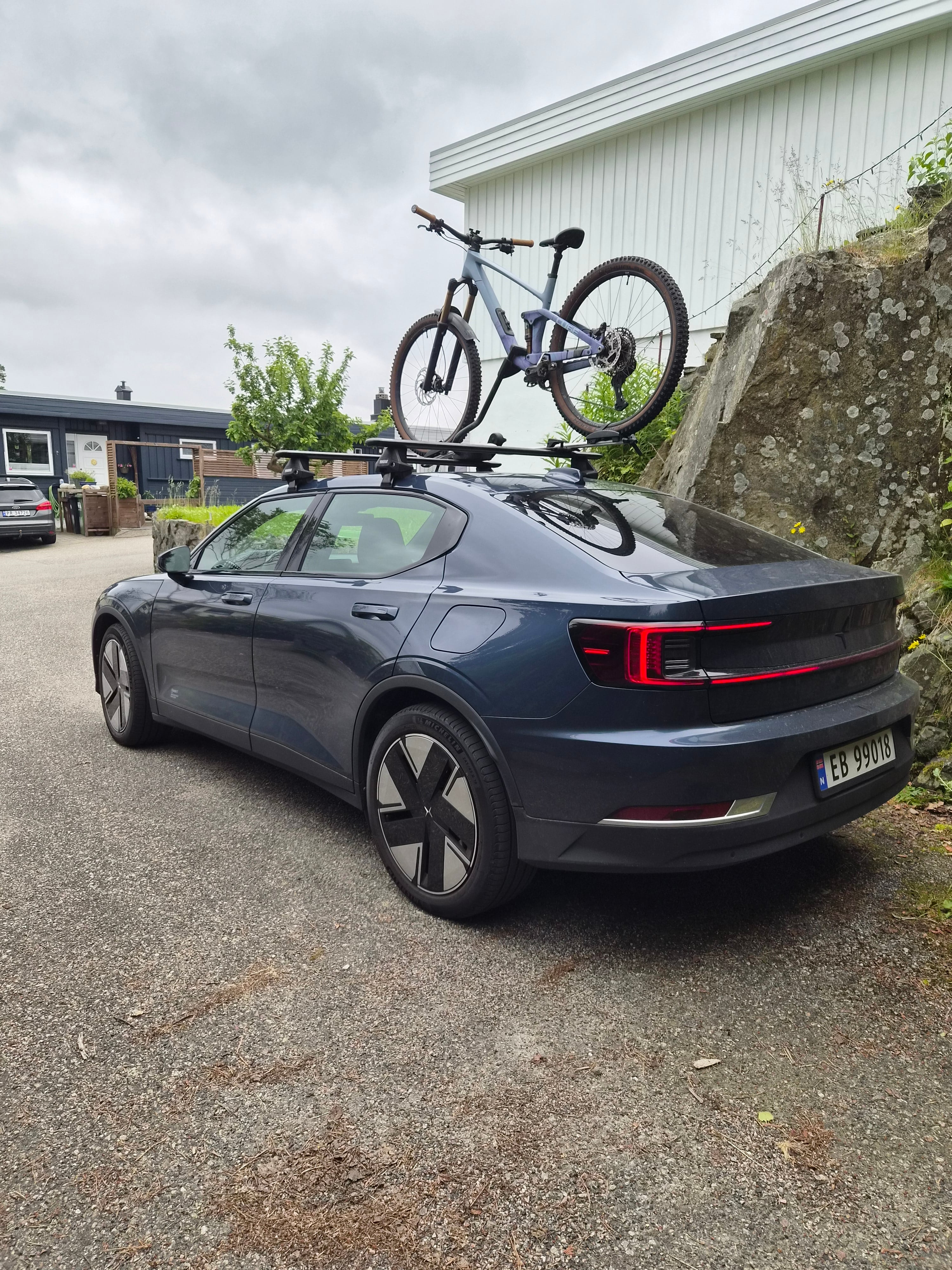 Polestar 2 Long Range Dual Motor med Ryggekamera