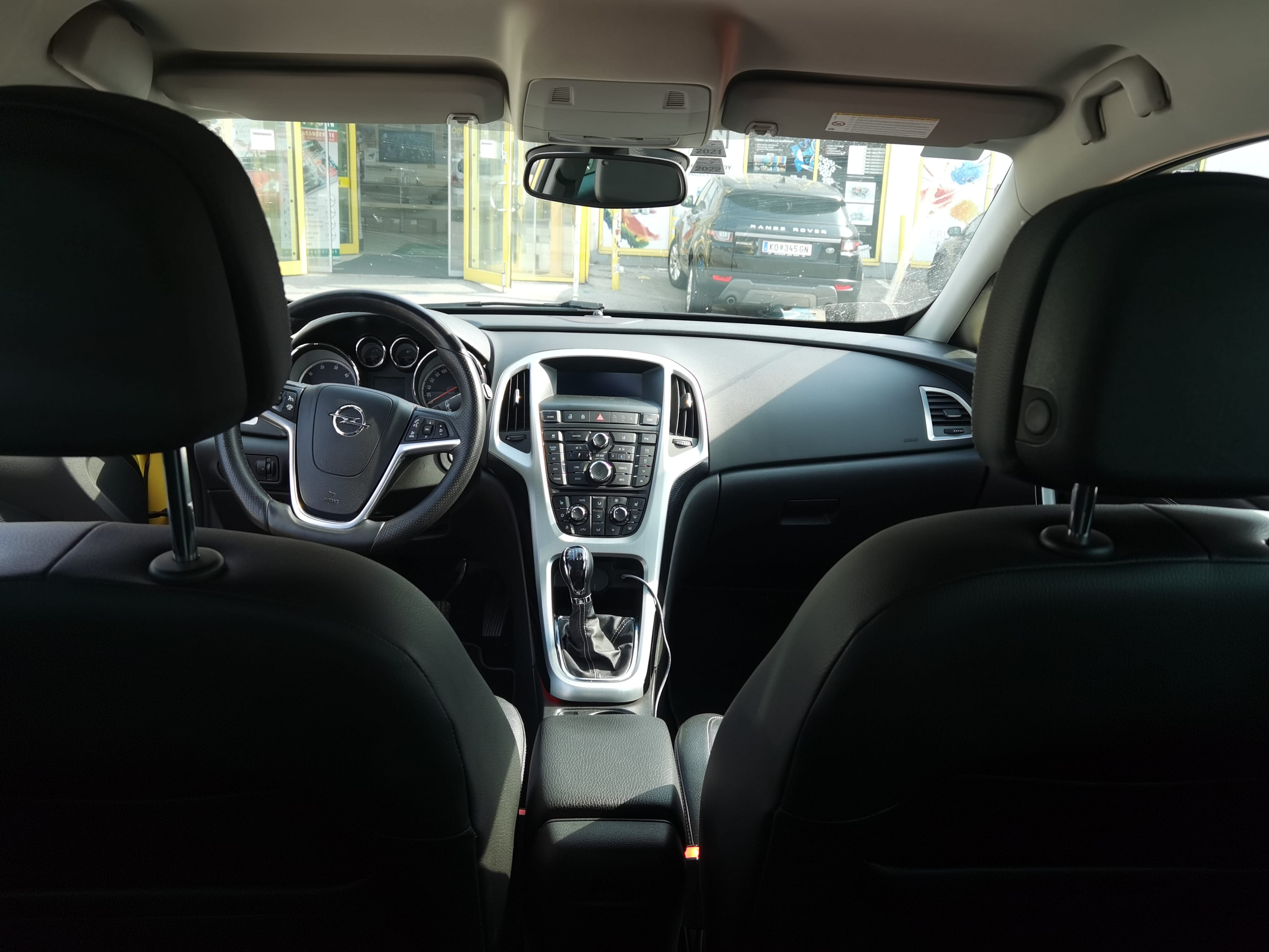 Opel Astra GTC 2.0 CDTI 170 PS mit Audio-/iPod-Zugang