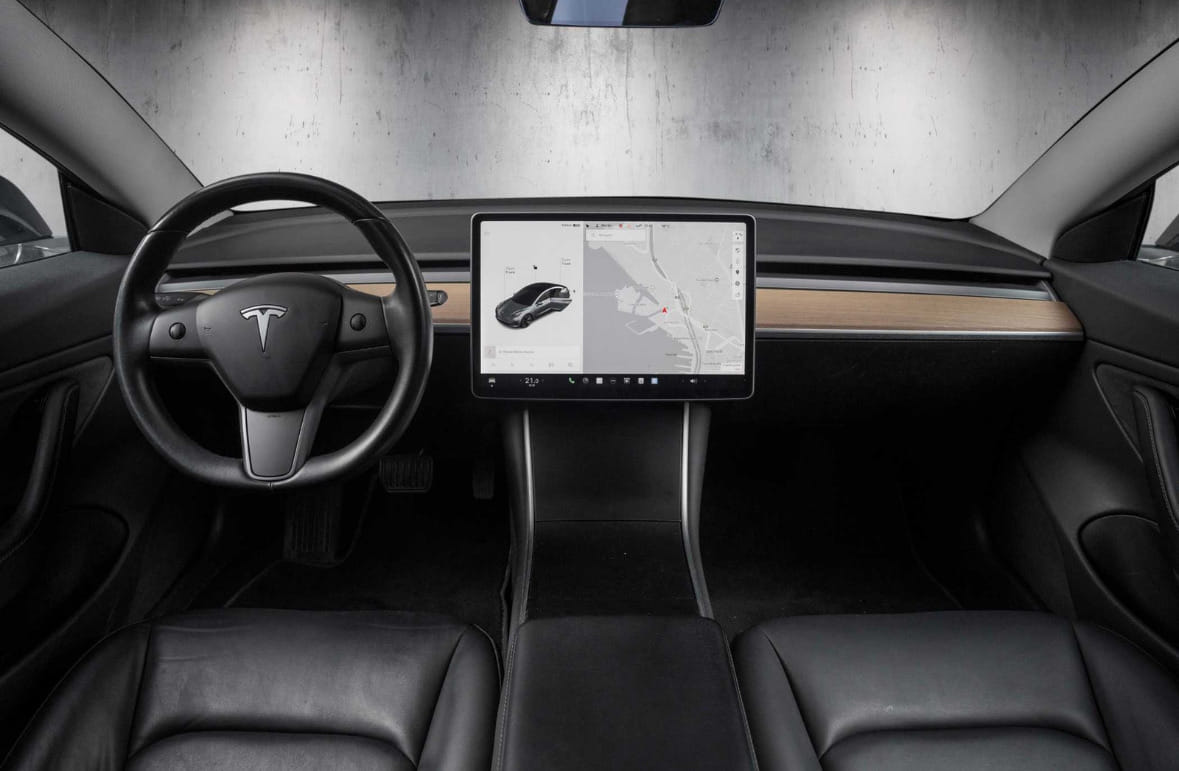 Tesla Model 3 Long Range with Cruise control