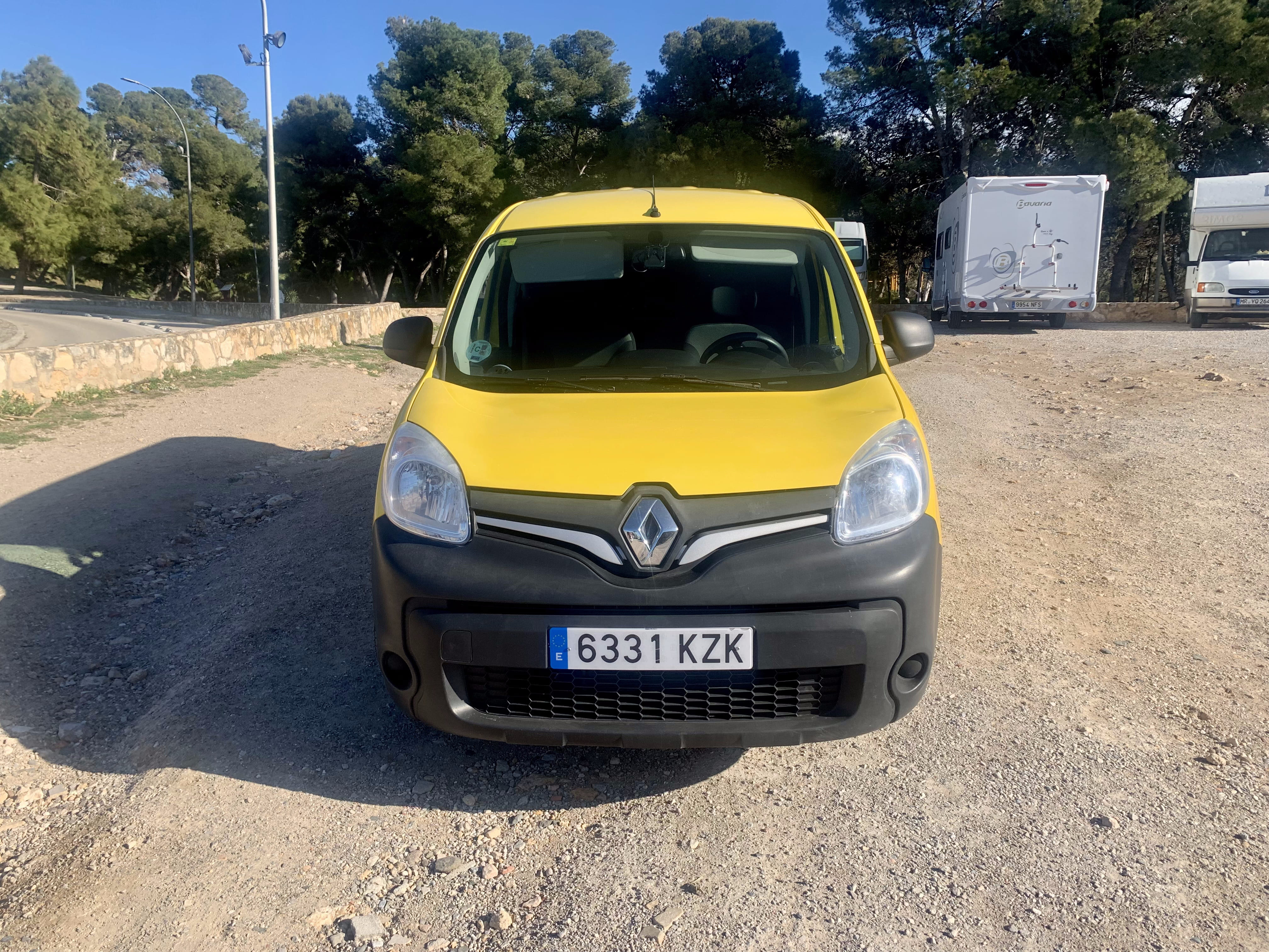 Renault Kangoo Furgoneta FURGÓN Profesional Maxi 2p dCi 66 kW (90 CV) con Aire acondicionado