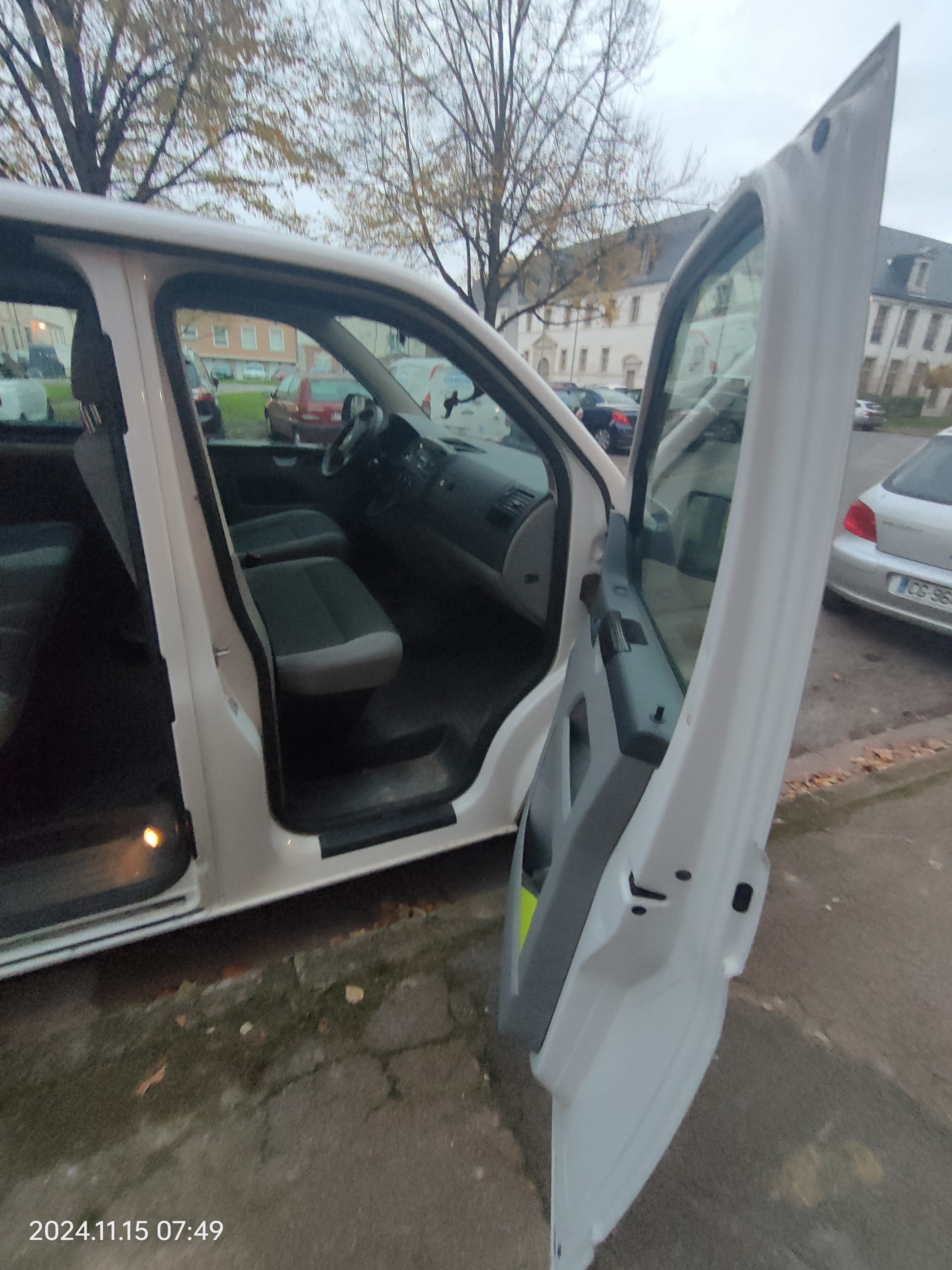 Volkswagen Transporter Combi pneu neige très grand coffre avec Régulateur de vitesse
