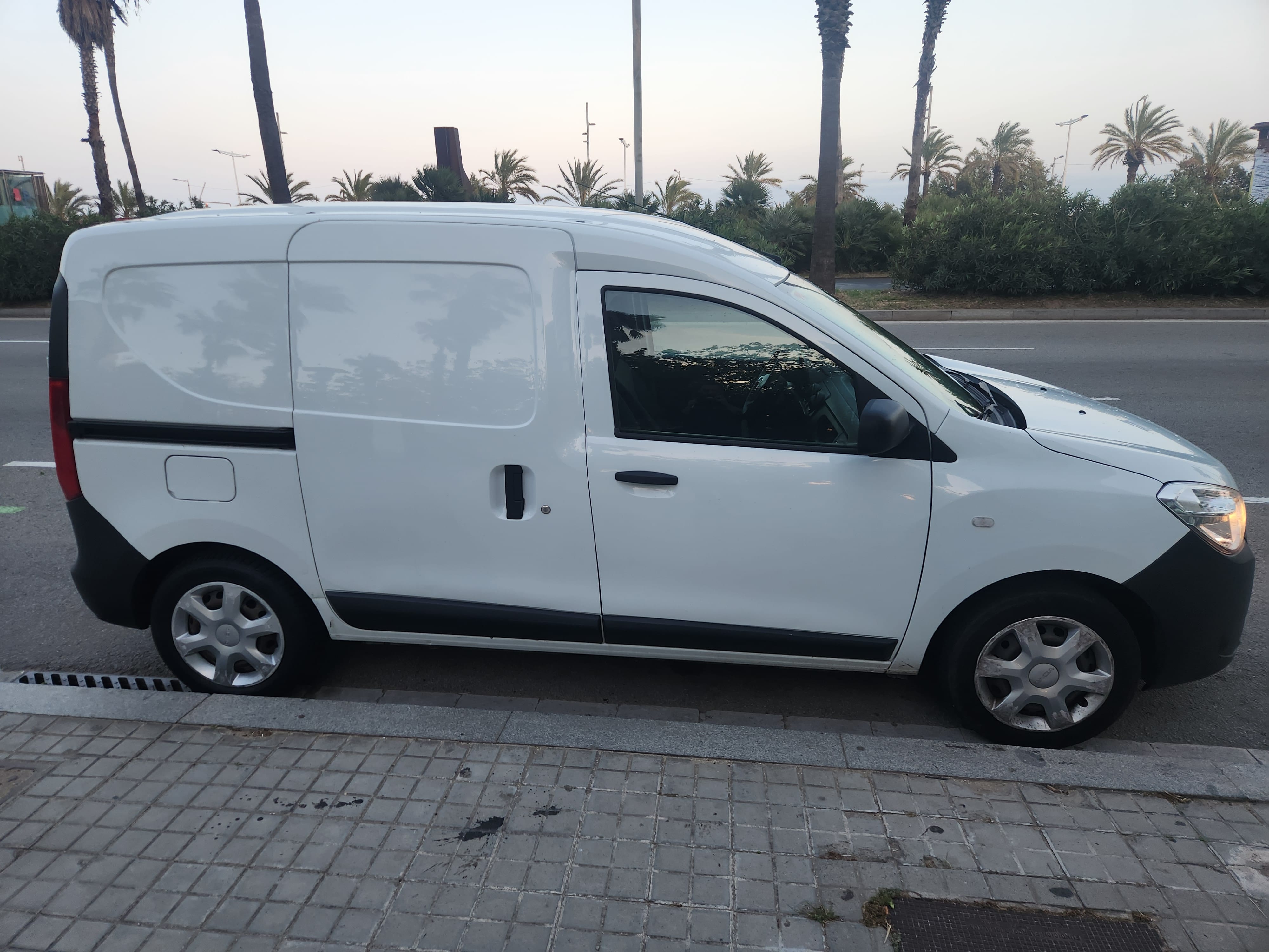 Dacia Dokker con Aire acondicionado