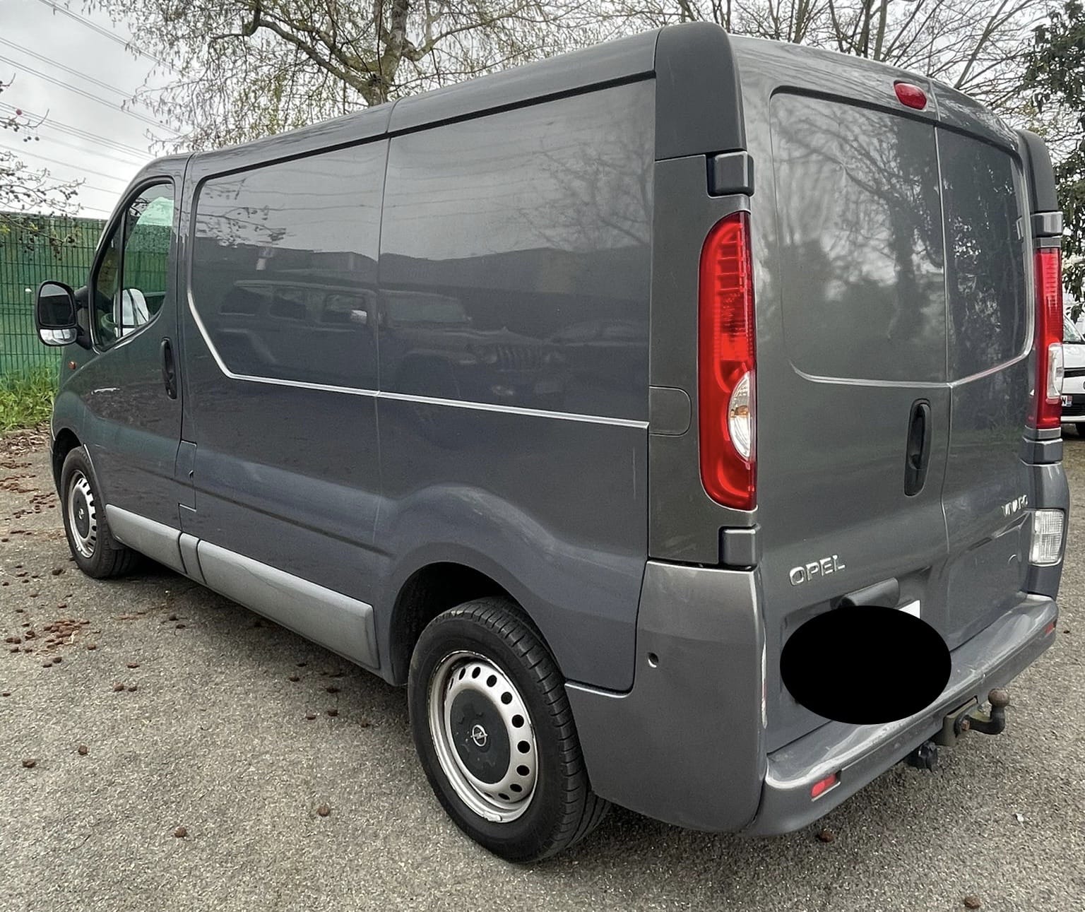 Opel Vivaro avec Entrée audio / iPod