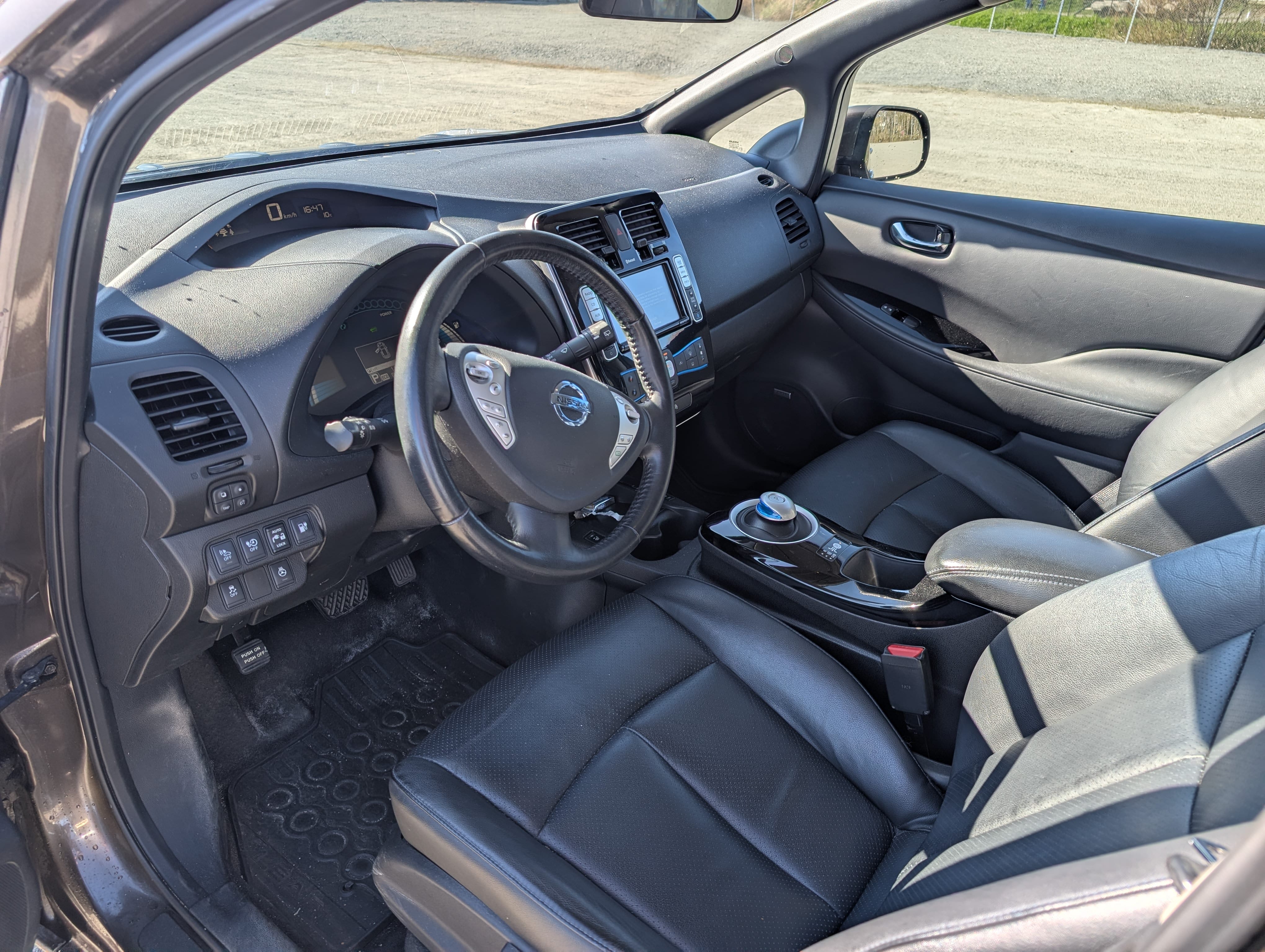 Nissan Leaf 30kw med Bluetooth audio