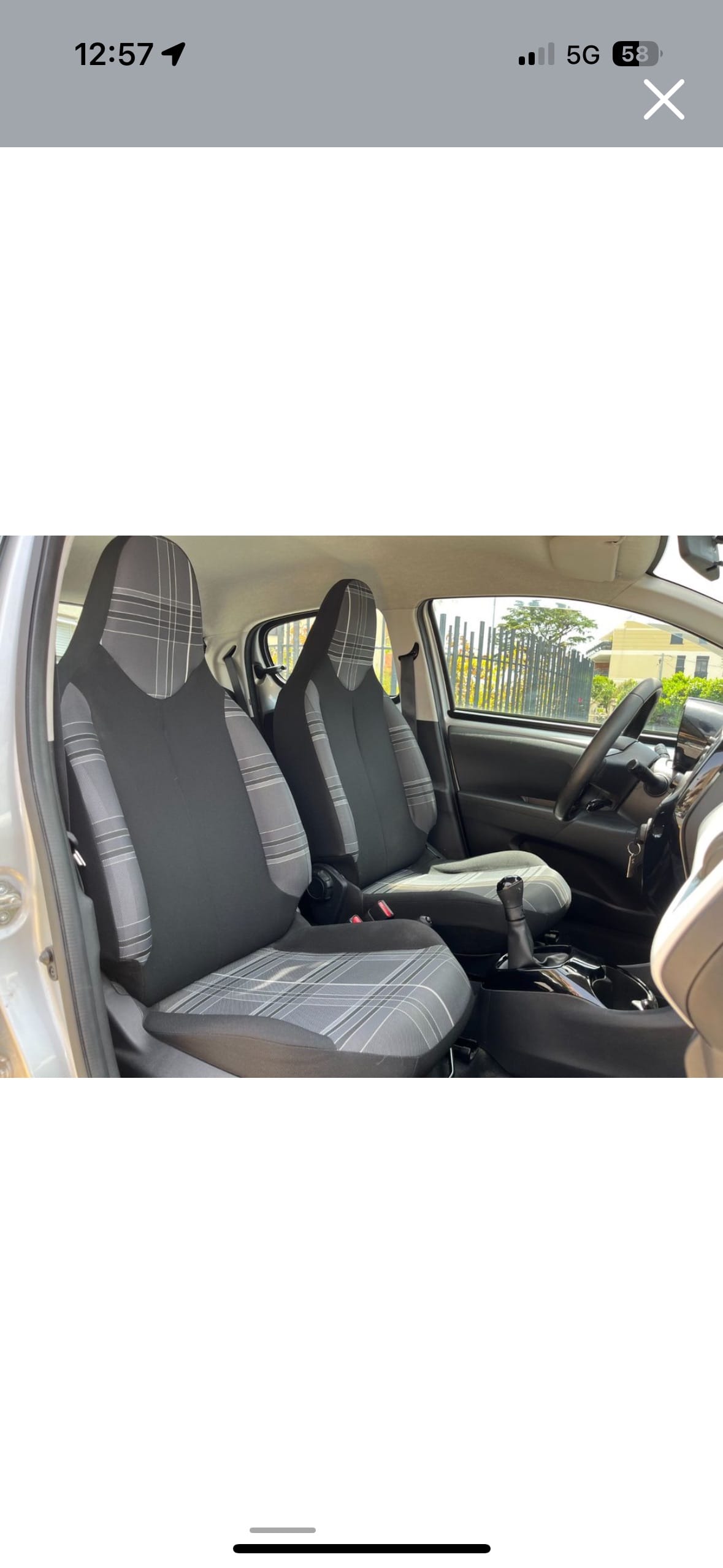 Peugeot 108 avec Entrée audio / iPod