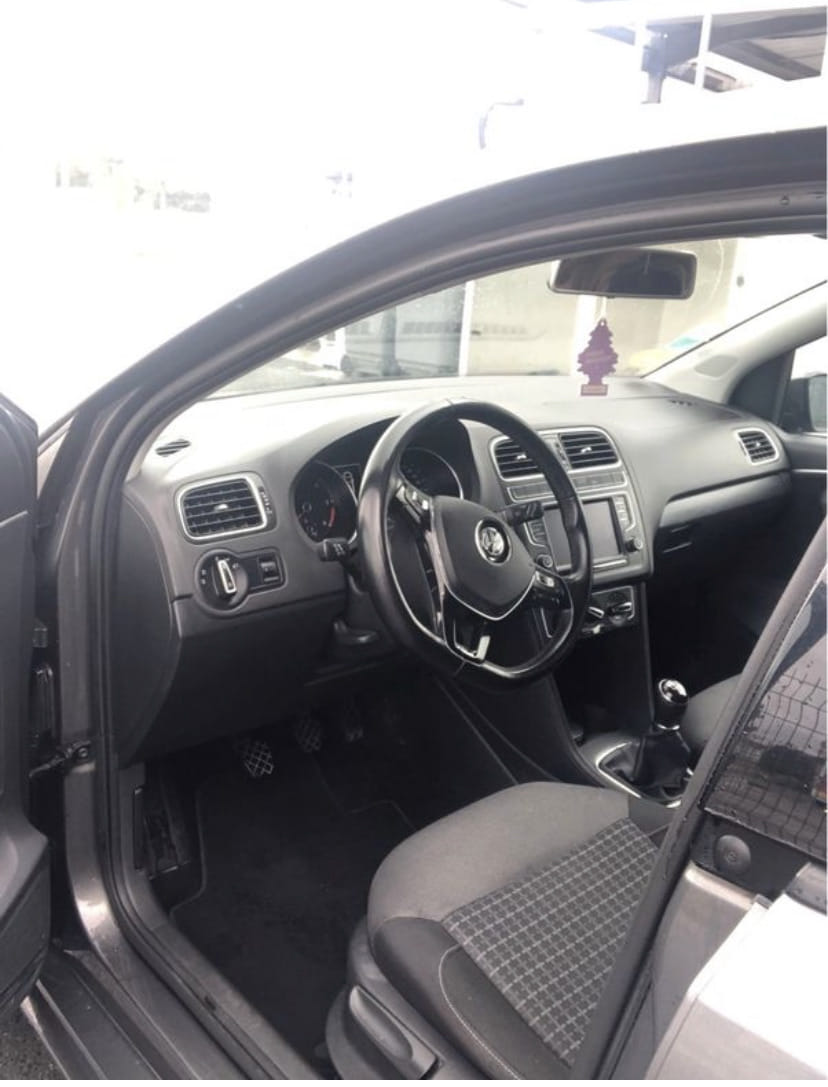 Volkswagen Polo avec Entrée audio / iPod