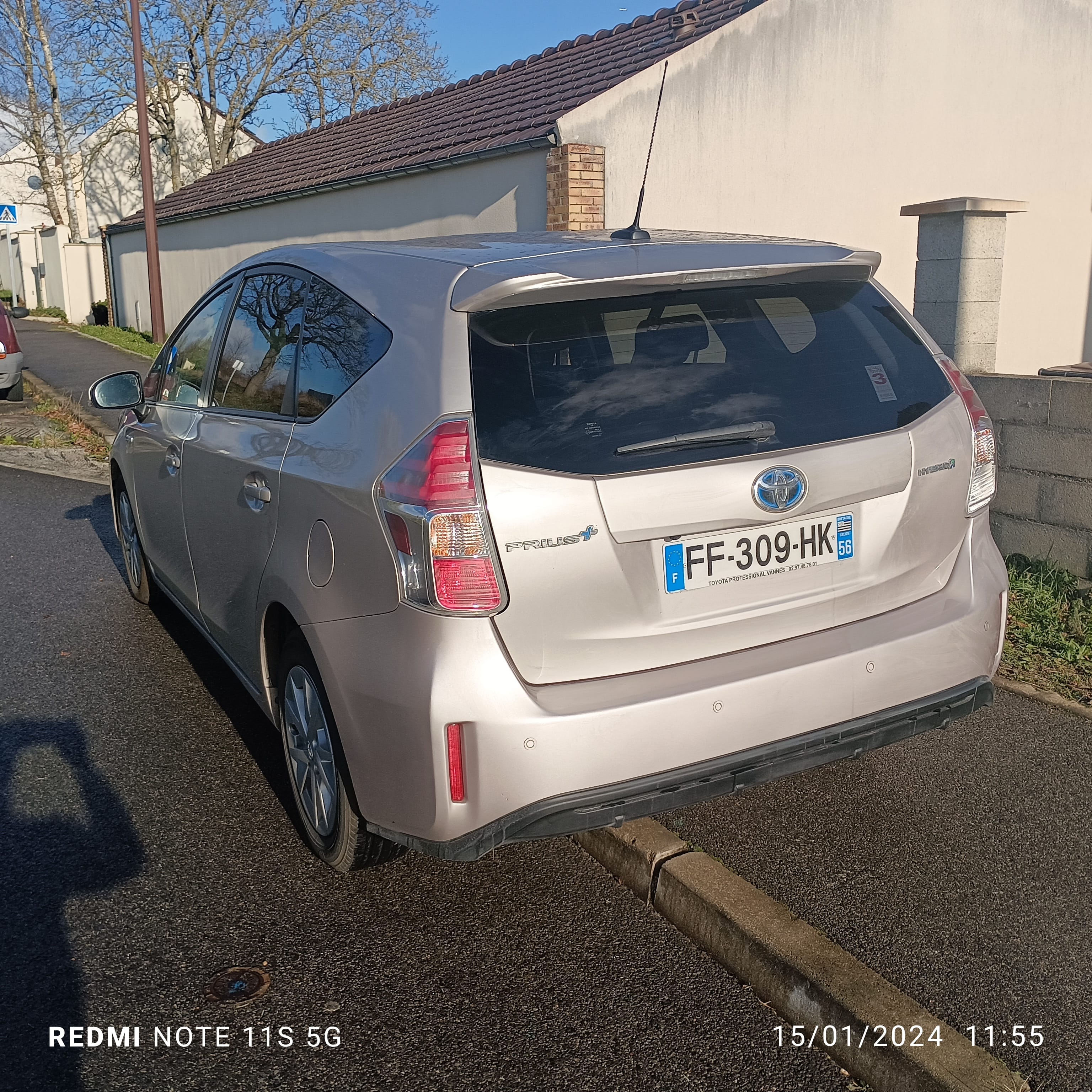 Toyota Prius + avec Régulateur de vitesse