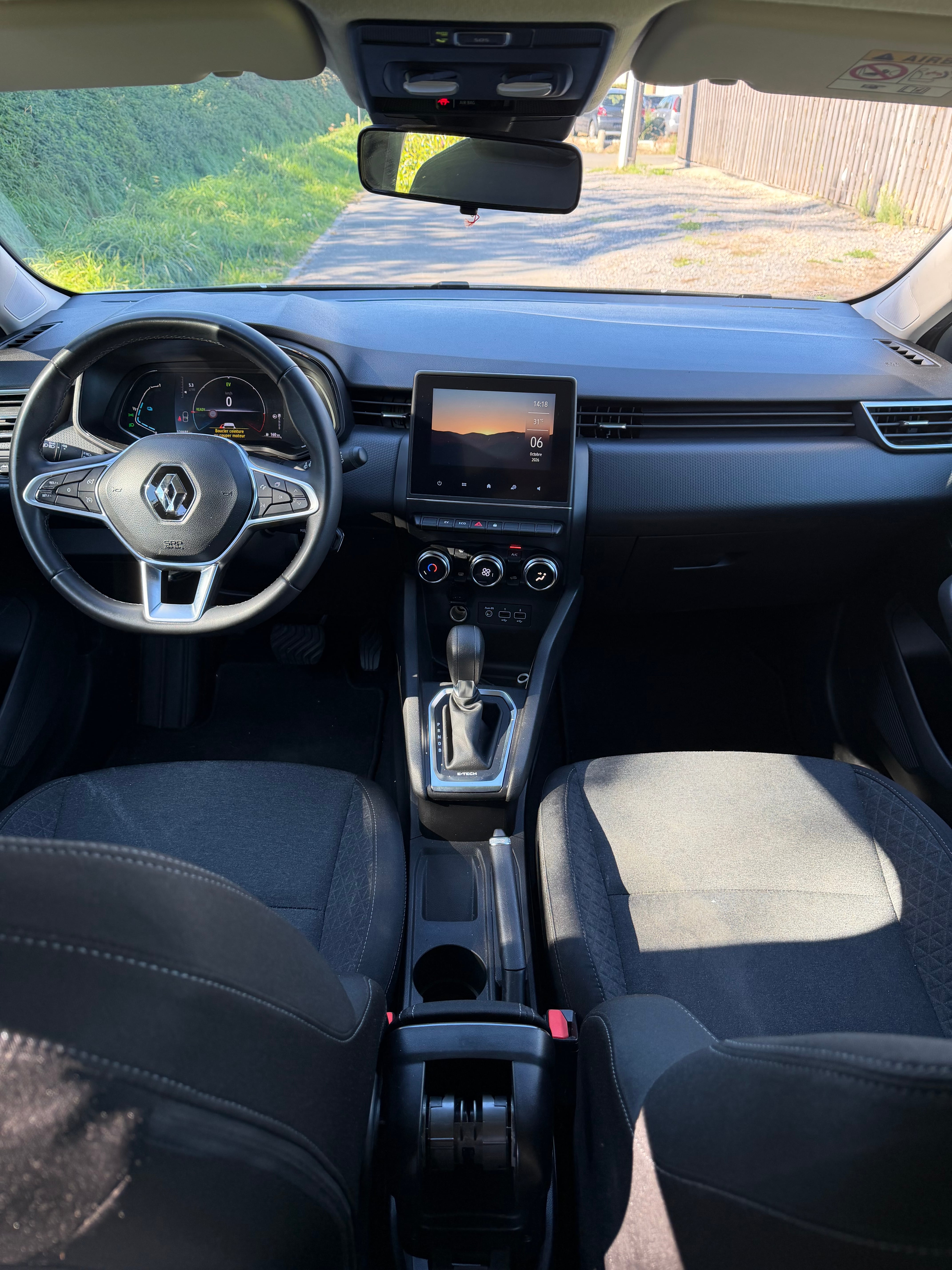 Renault Clio E-tech avec Régulateur de vitesse