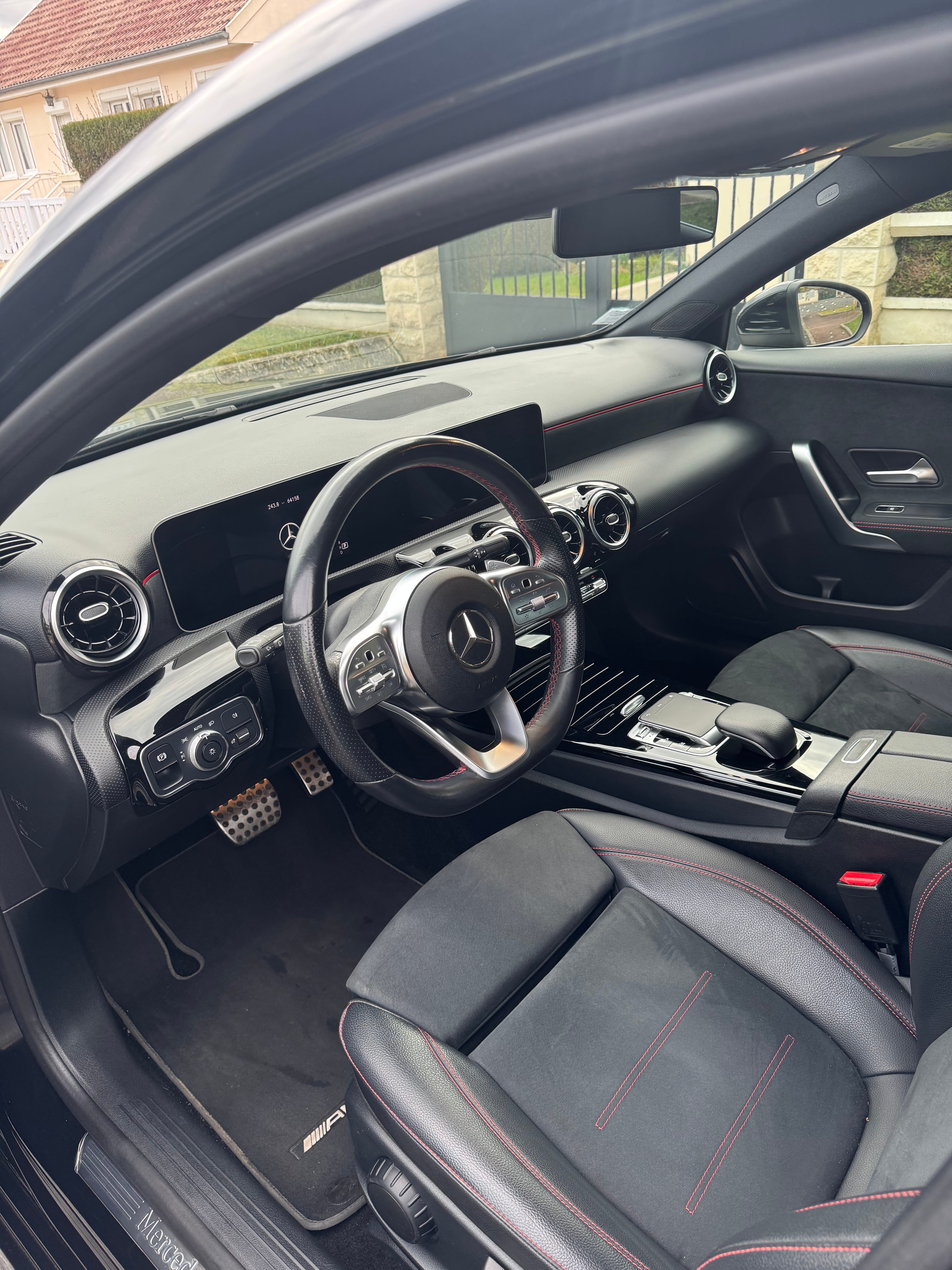 Mercedes-Benz Classe A avec GPS