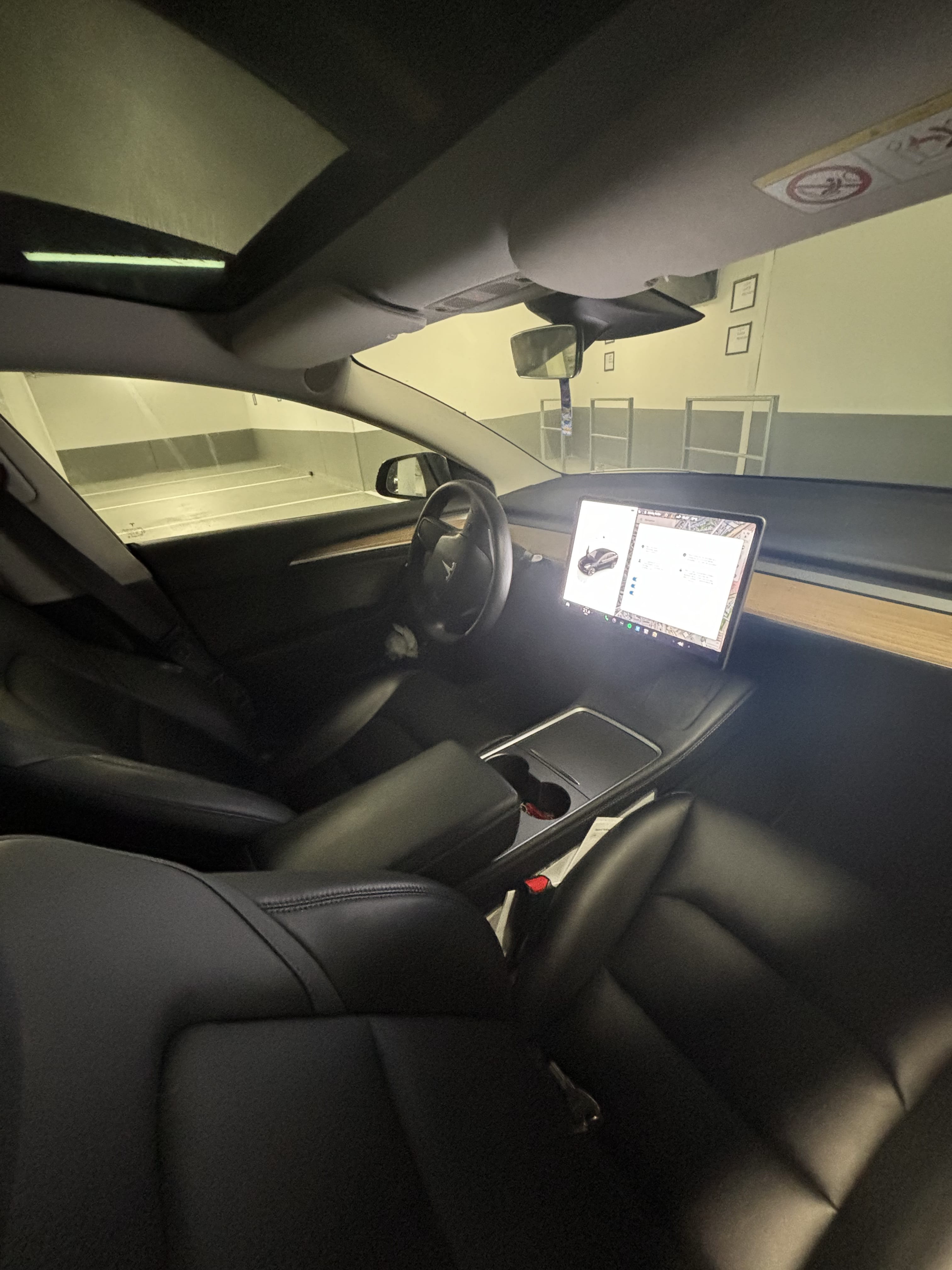 Tesla Model 3 avec GPS