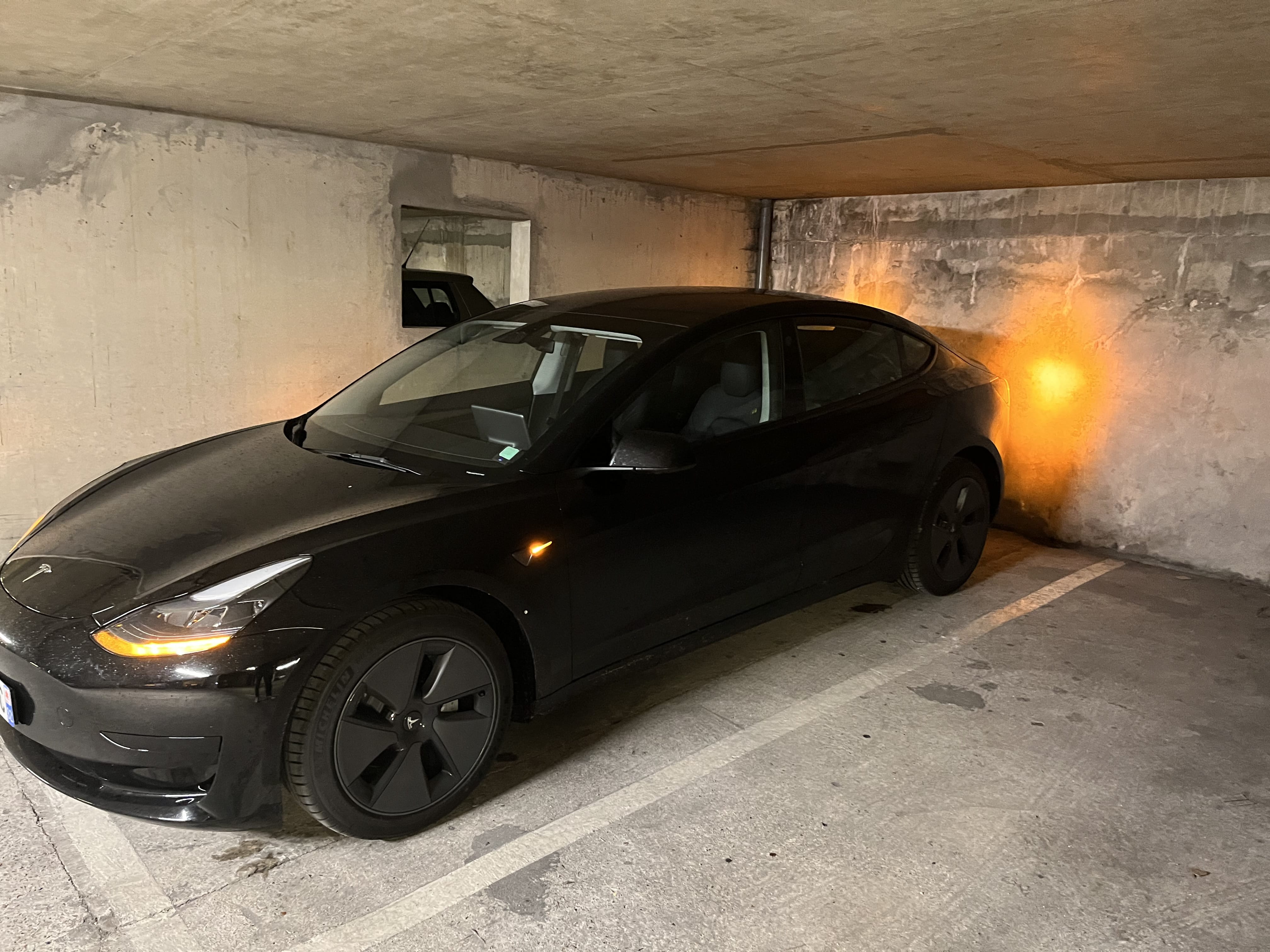 Tesla Model 3, 2023, Électrique, automatique