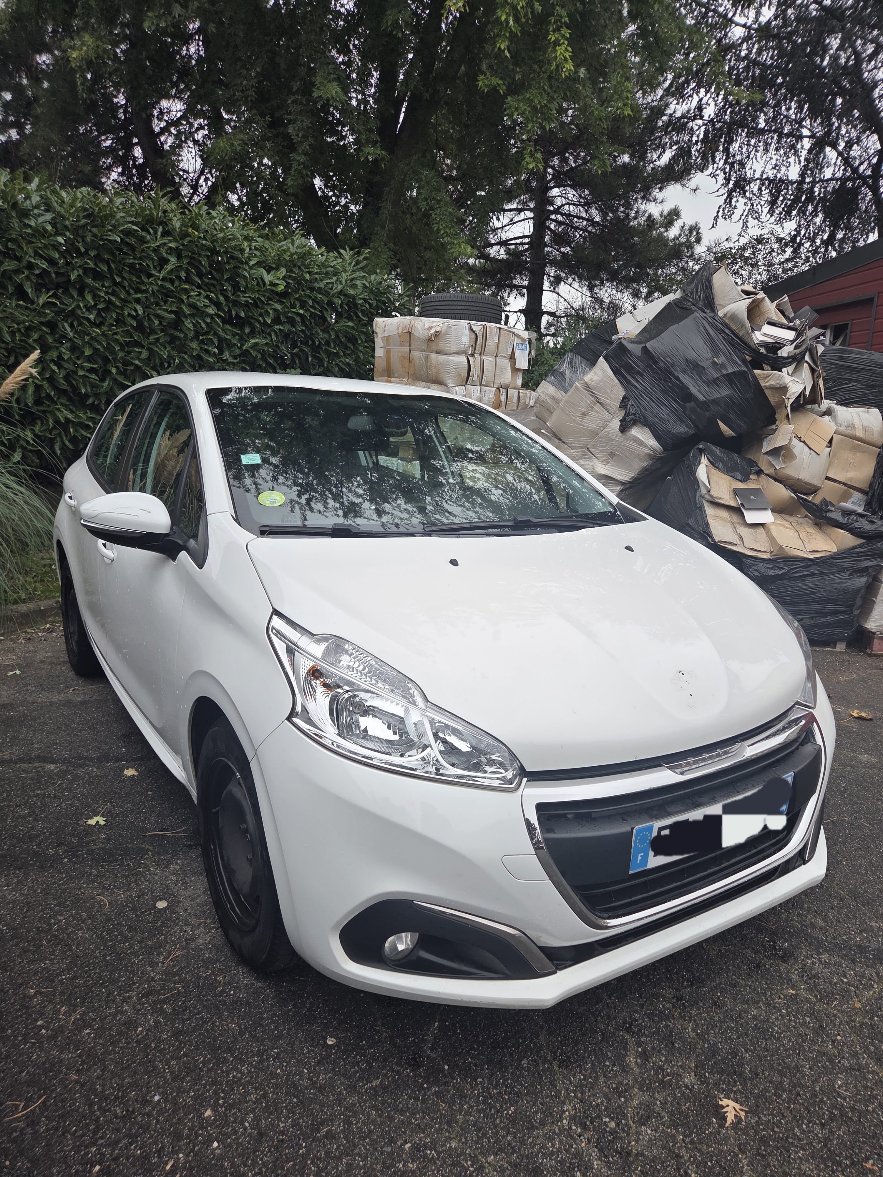 Peugeot 208 Société avec Climatisation